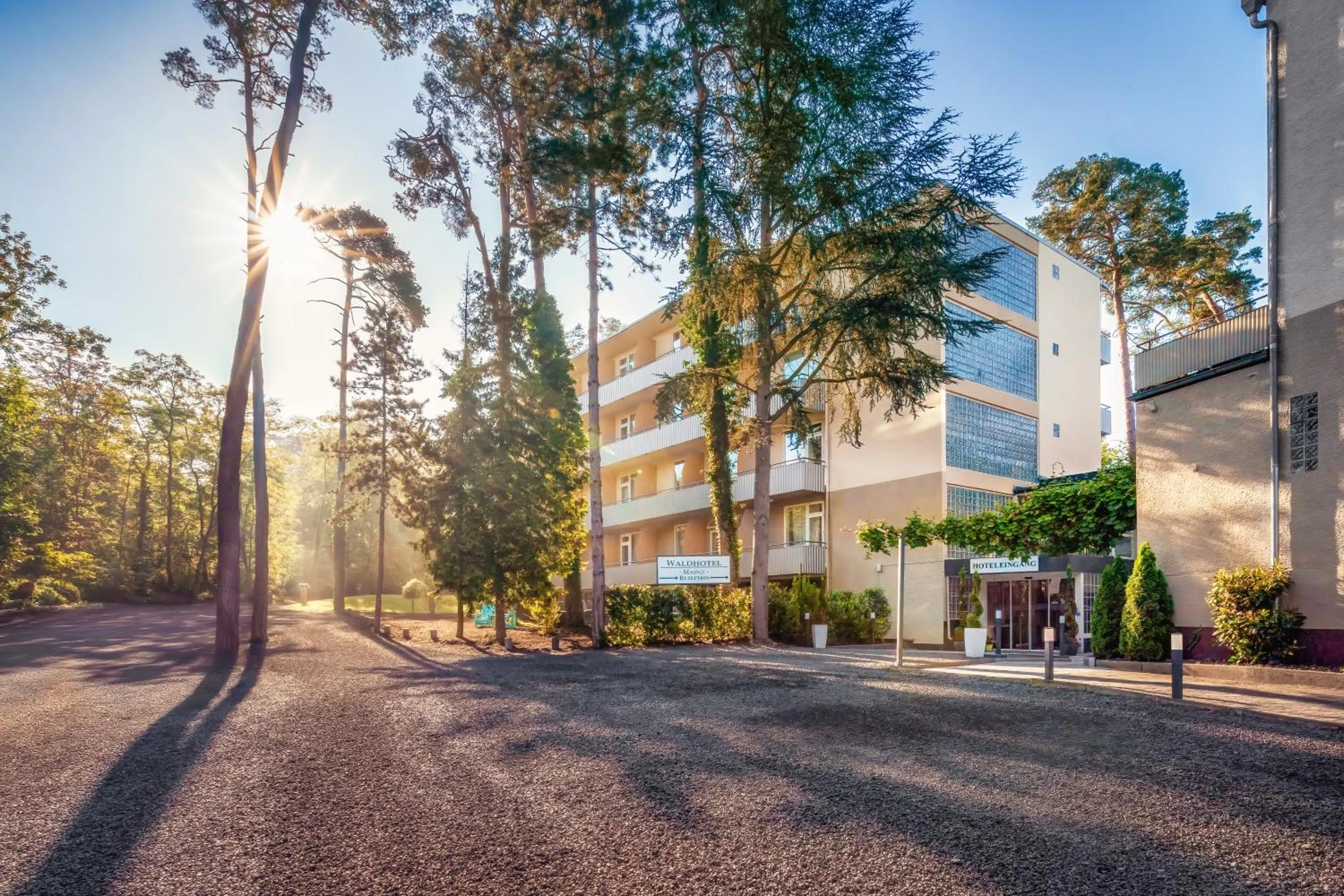 Property building in Waldhotel