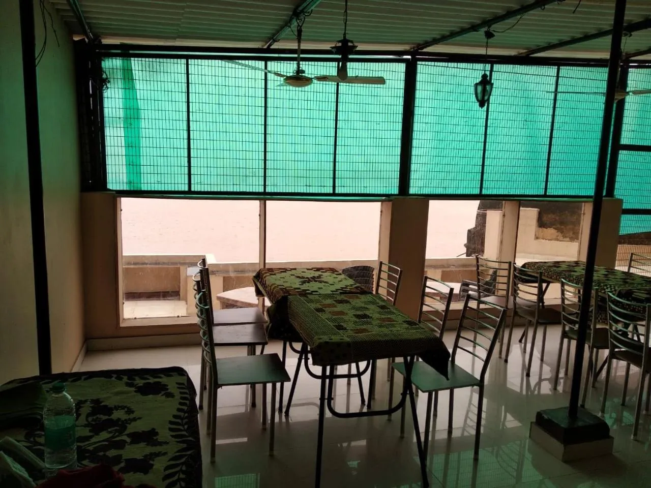 Dwivedi Hotels Palace On Steps