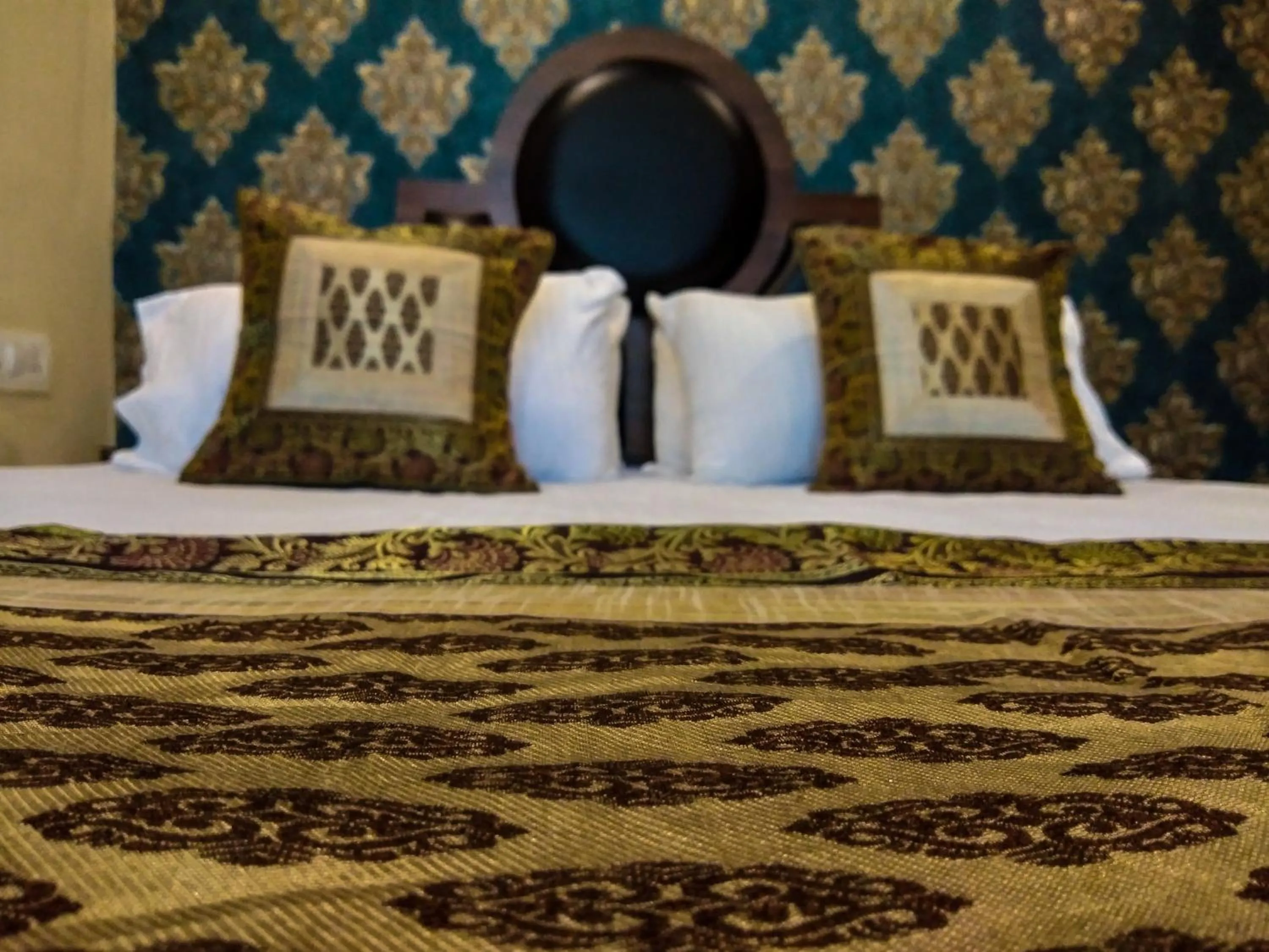 Bed in Dwivedi Hotels Palace On Steps