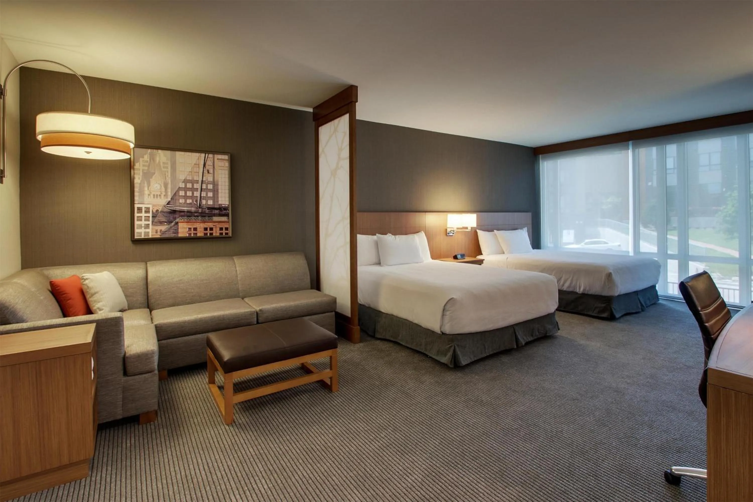 Bedroom, Bed in Hyatt Place Milwaukee Downtown