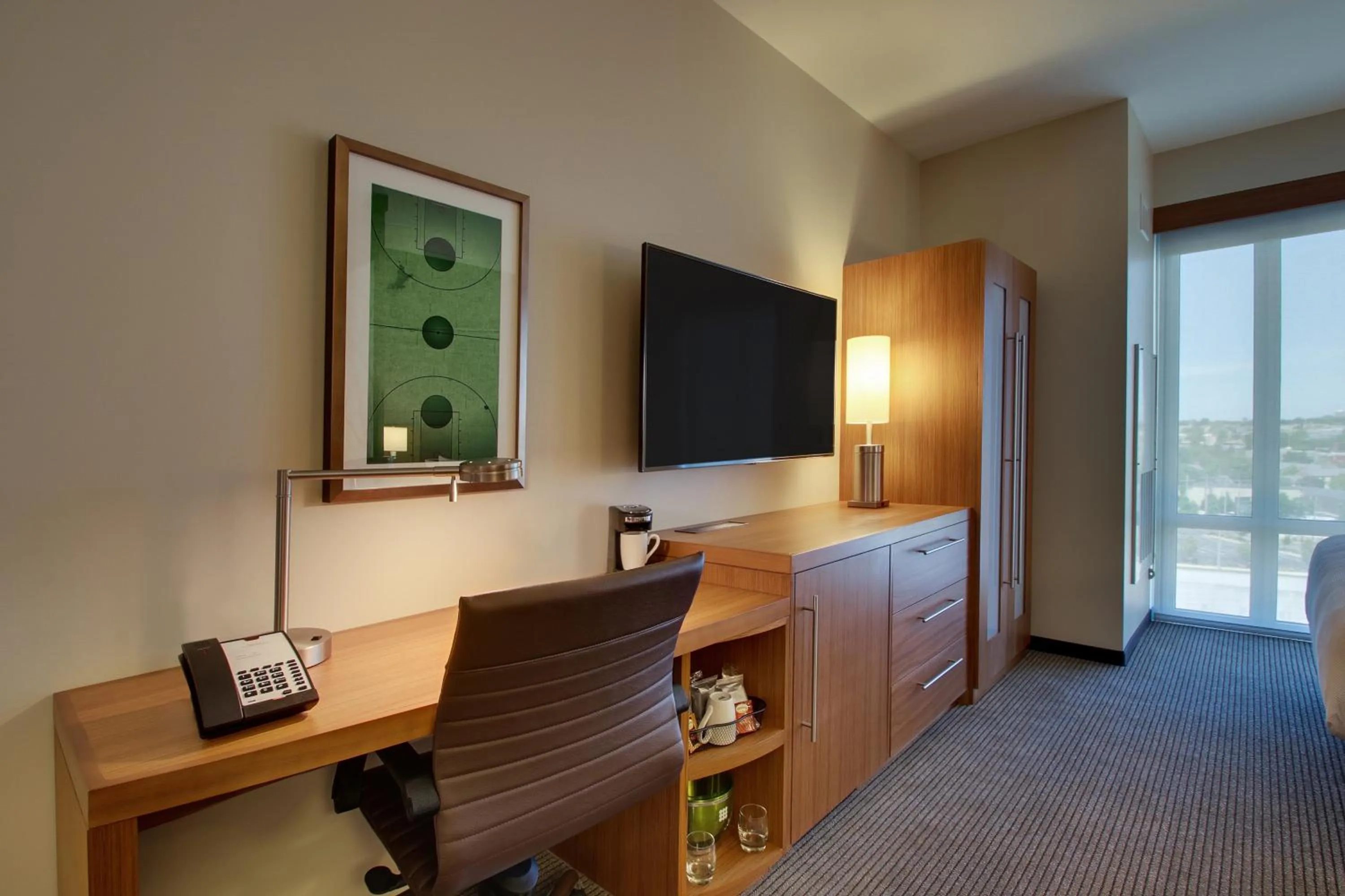 Bedroom in Hyatt Place Milwaukee Downtown