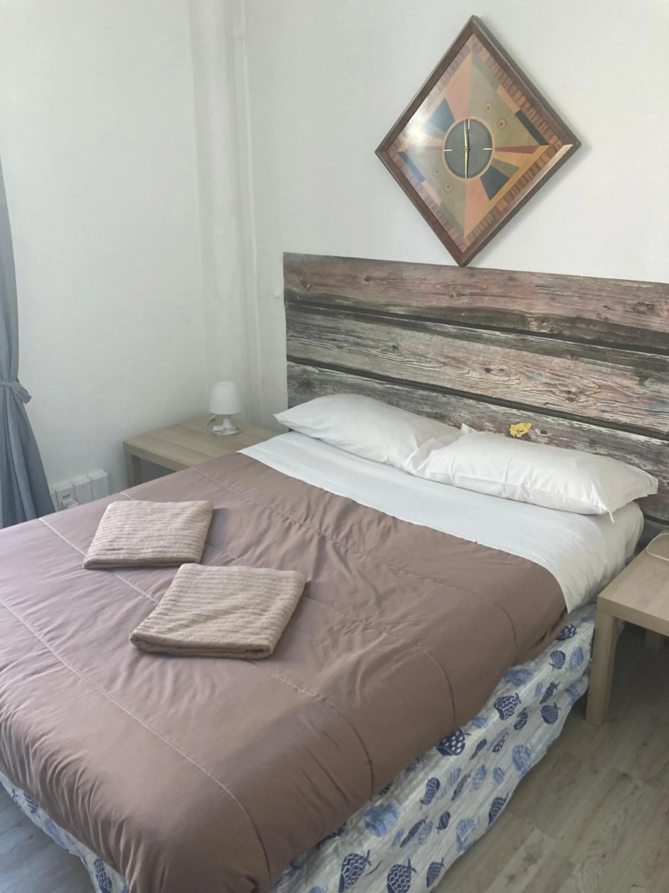 Bed in Guest House Roma