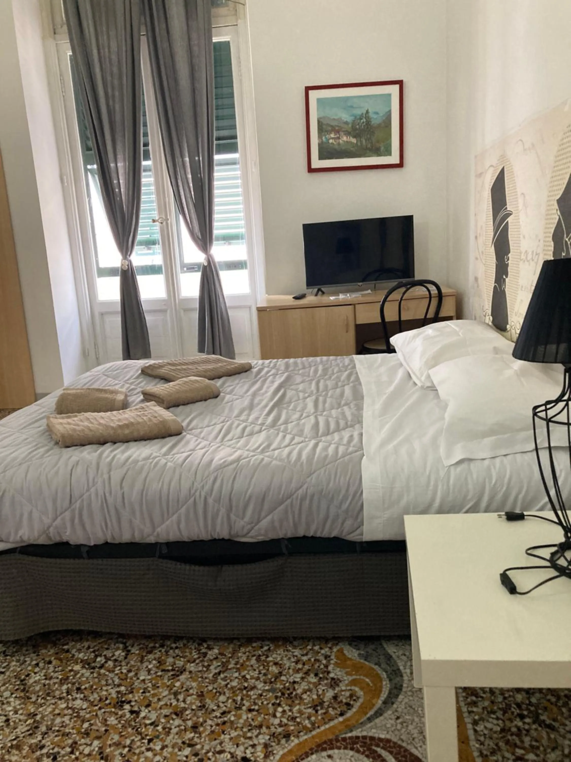 Bedroom, Bed in Guest House Roma