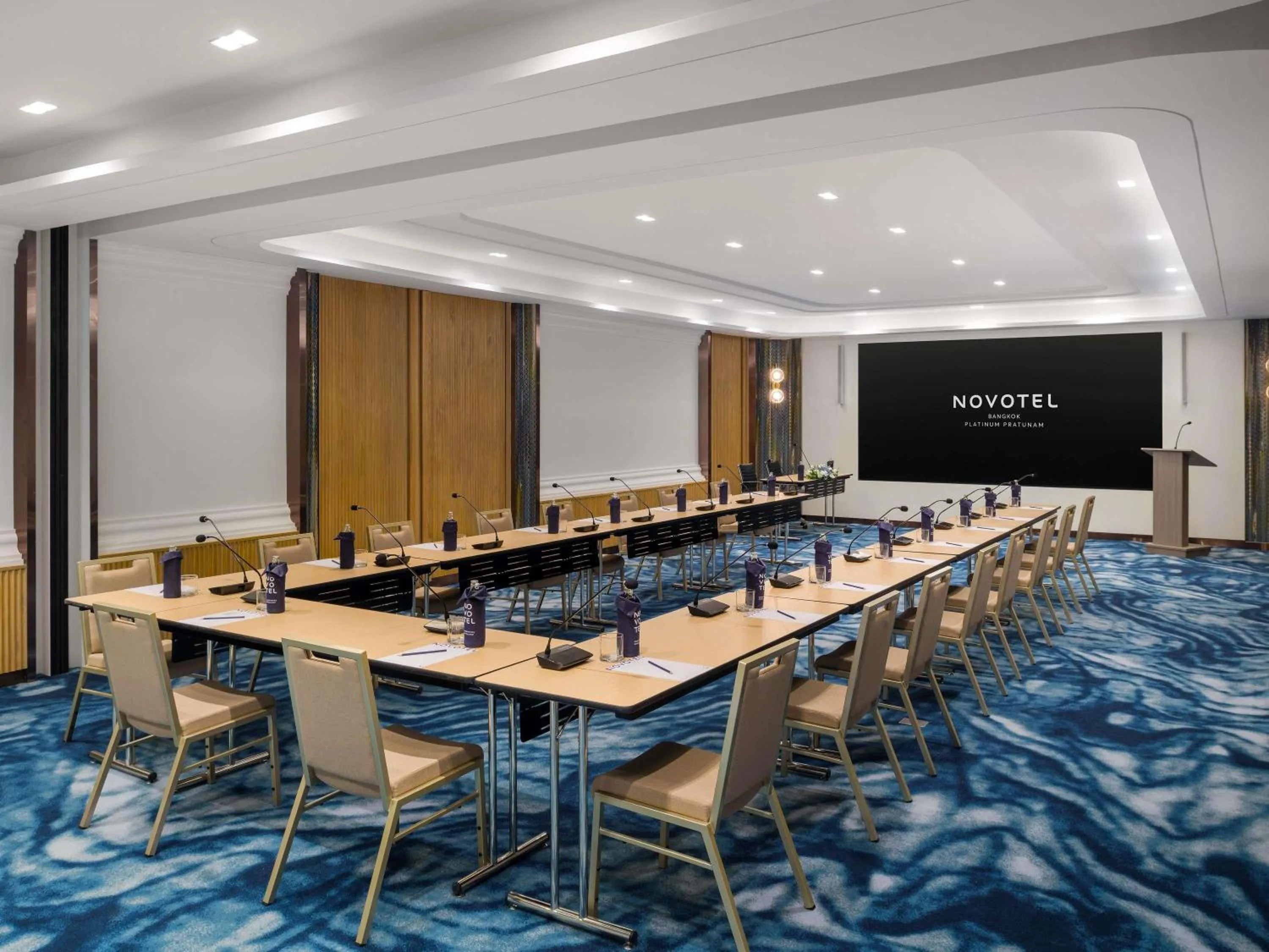 Meeting/conference room in Novotel Bangkok Platinum Pratunam