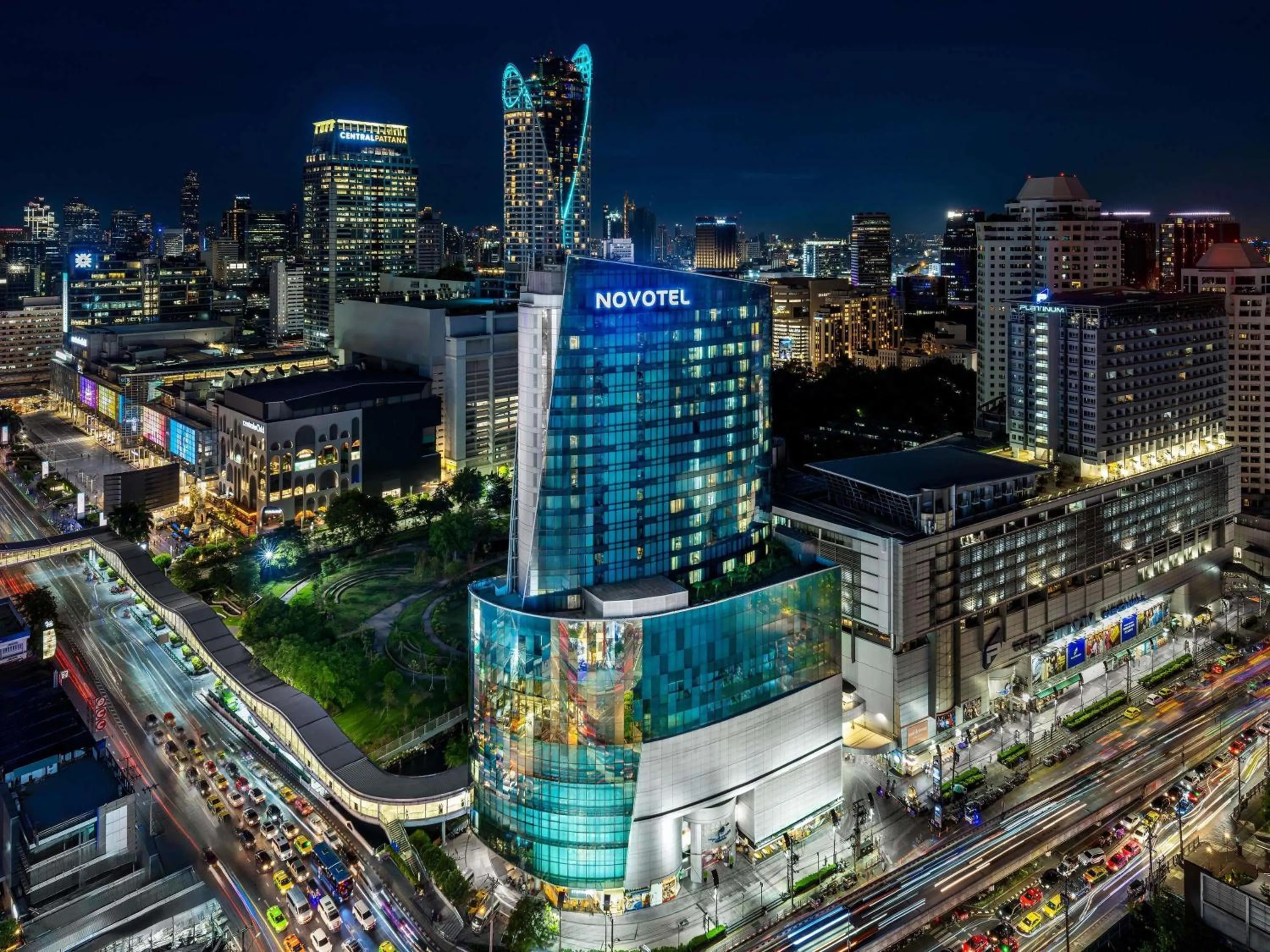 Property building in Novotel Bangkok Platinum Pratunam