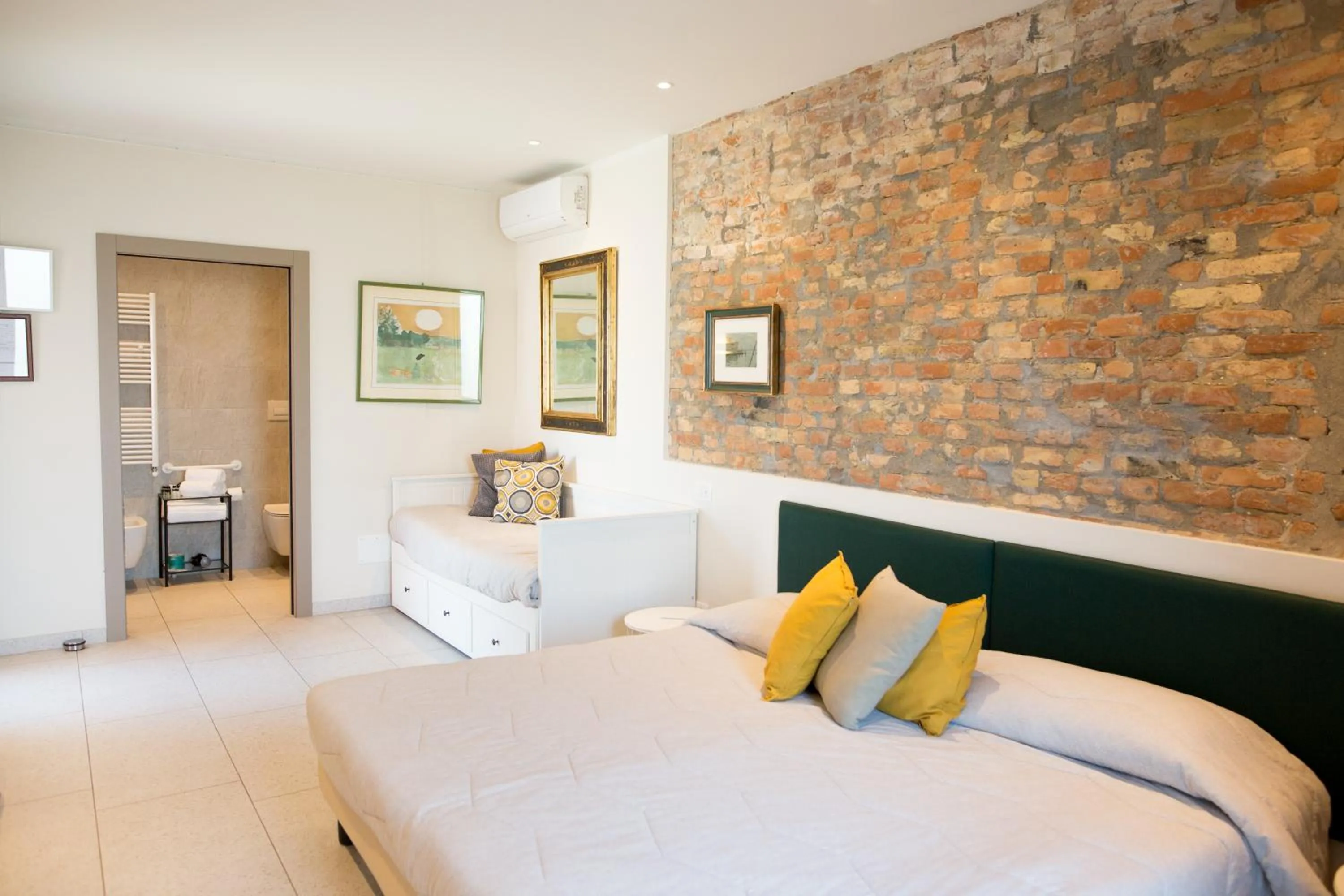 Bedroom, Bed in Guest House Bella Onda