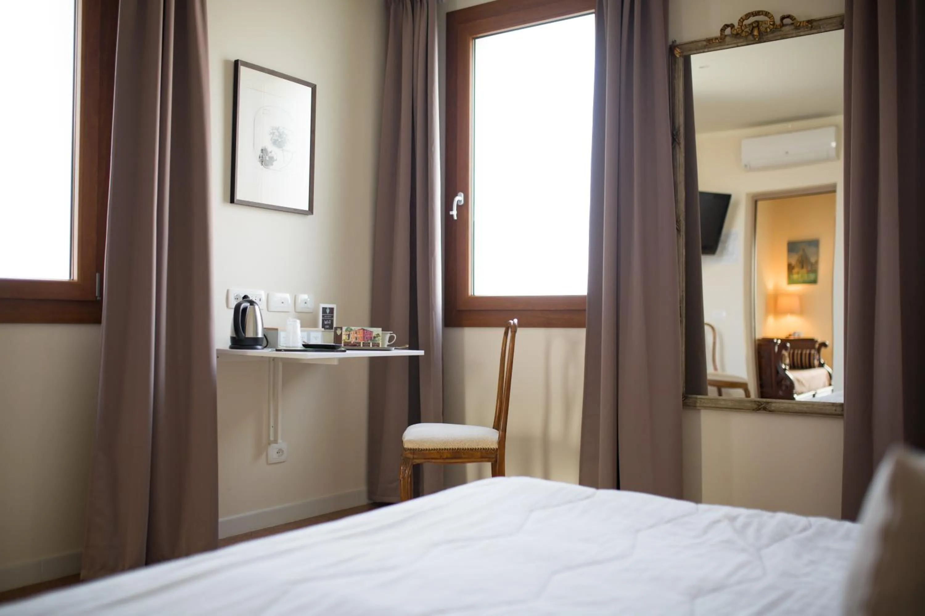 Decorative detail, Bed in Guest House Bella Onda