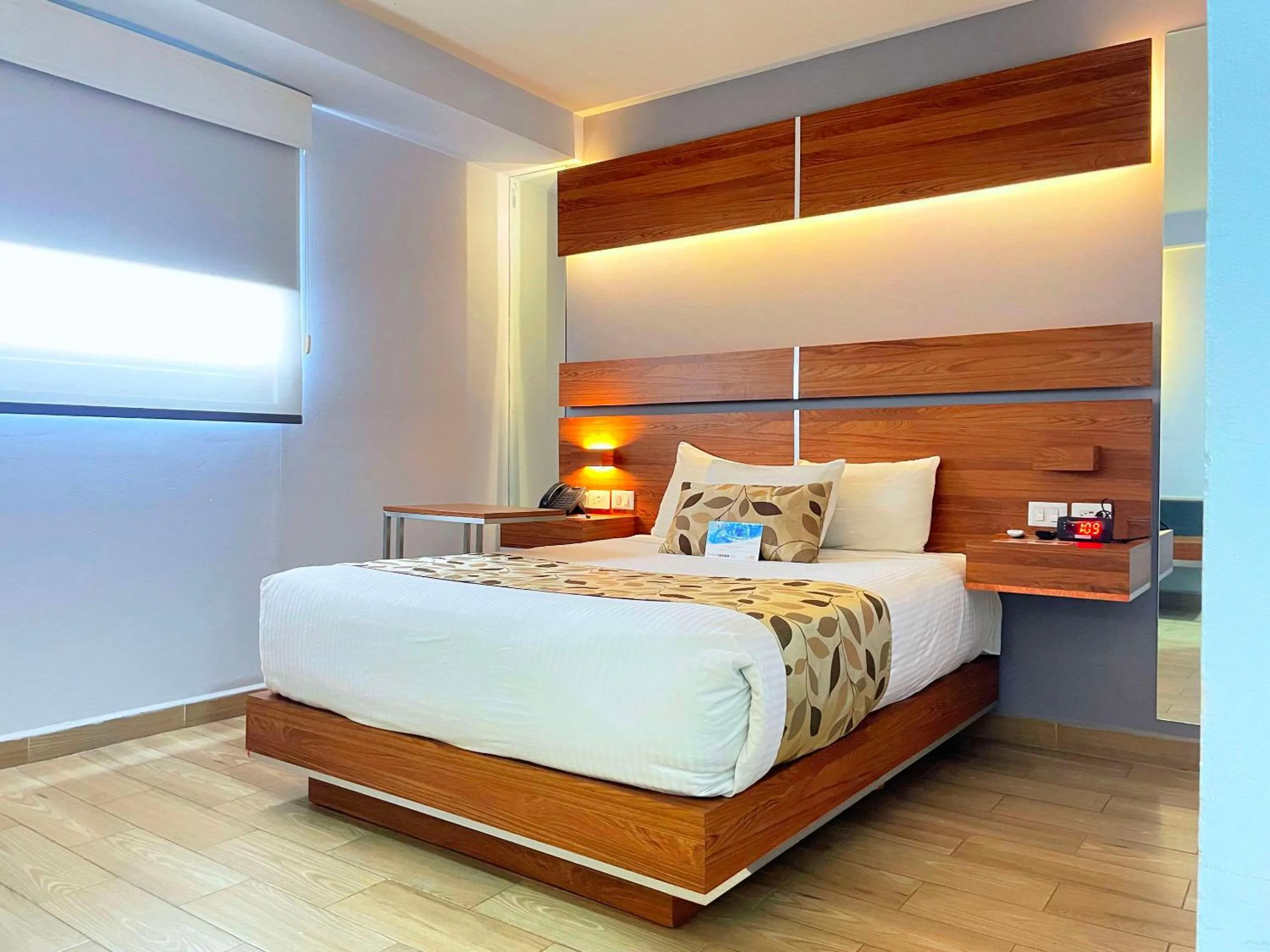 Bedroom in Sleep Inn Mexicali