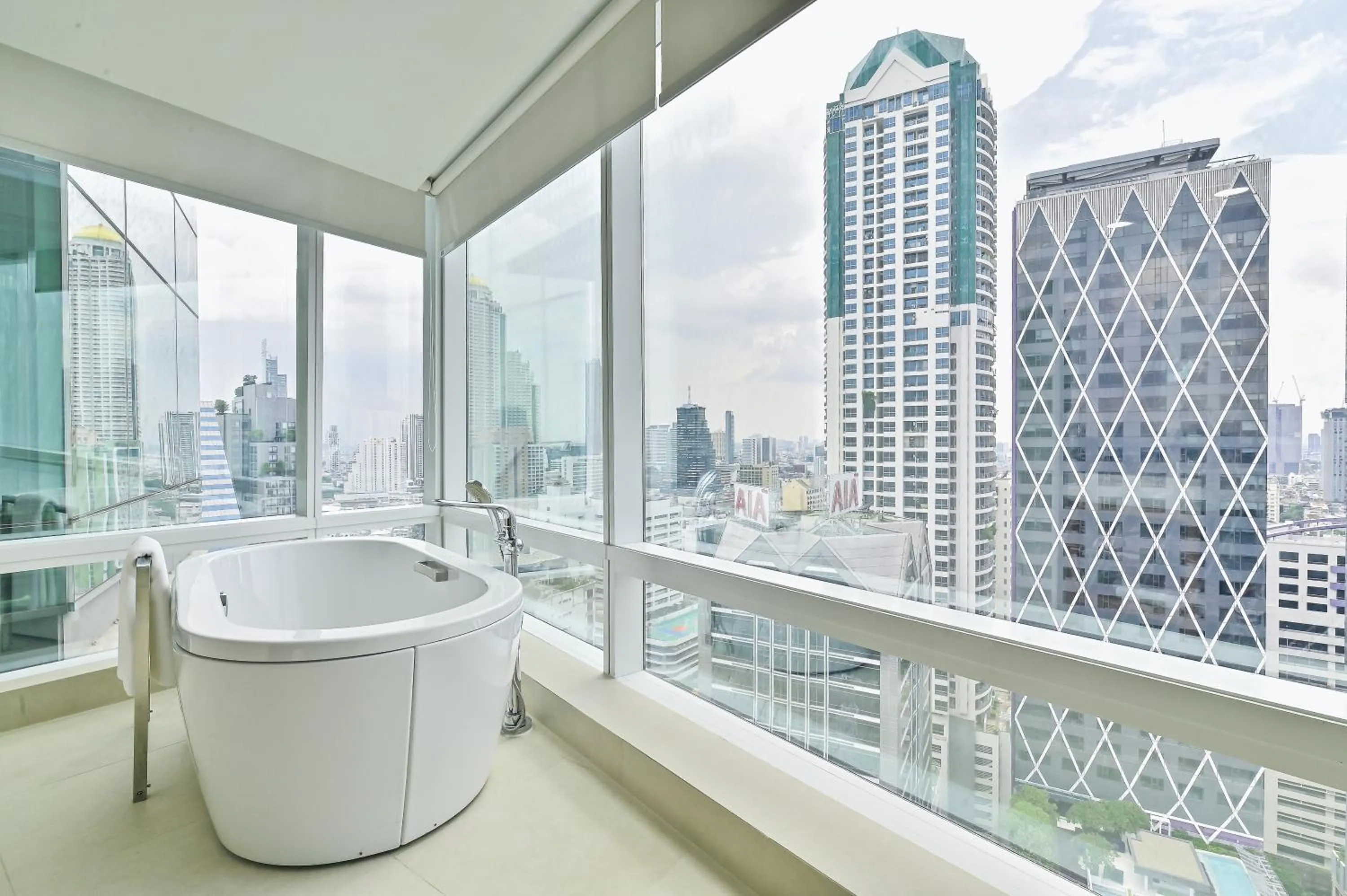 City view in Eastin Grand Hotel Sathorn