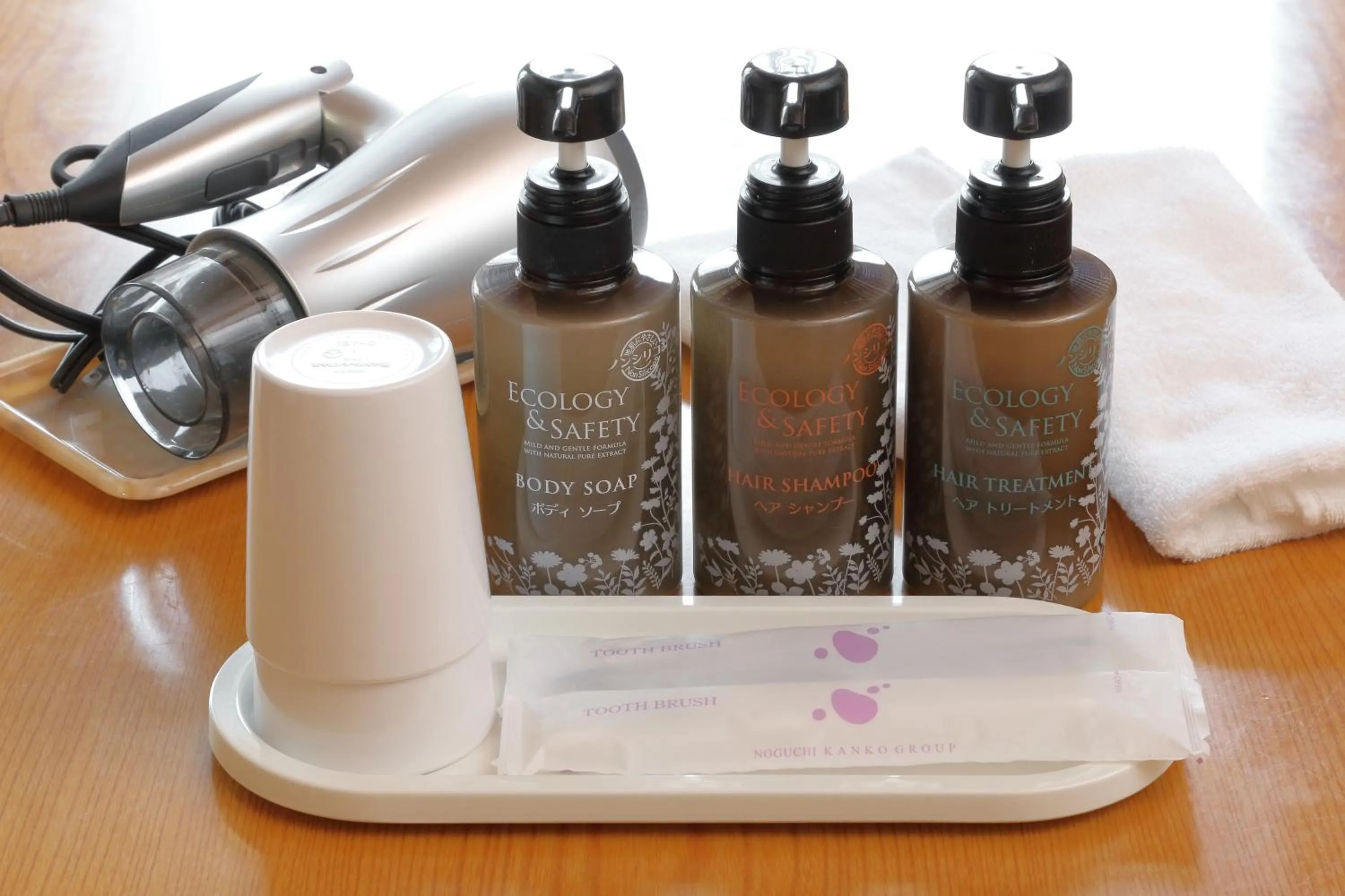 Shower in Takuboku Tei