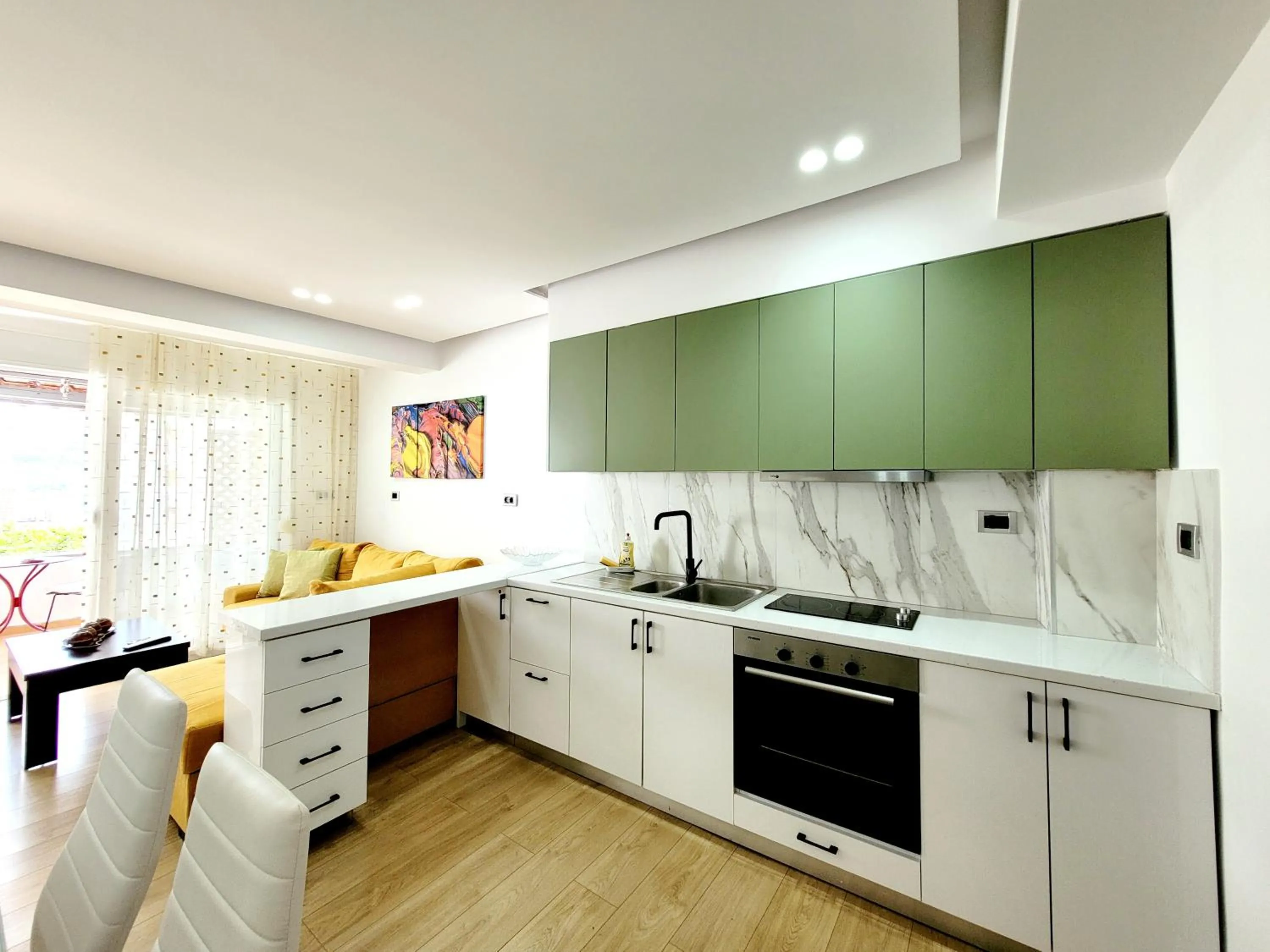 Kitchen or kitchenette in Loi apartment