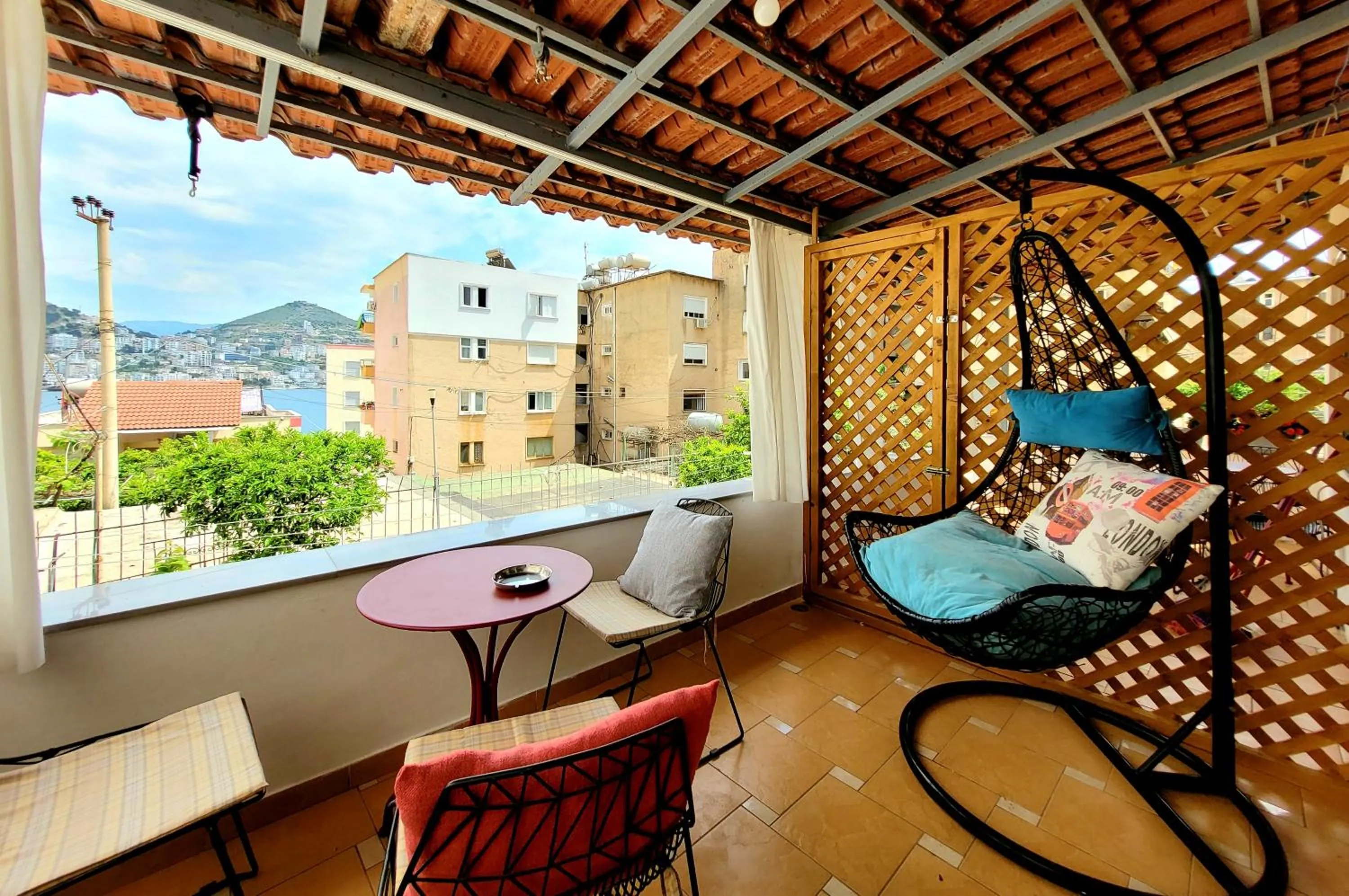 Balcony/Terrace in Loi apartment