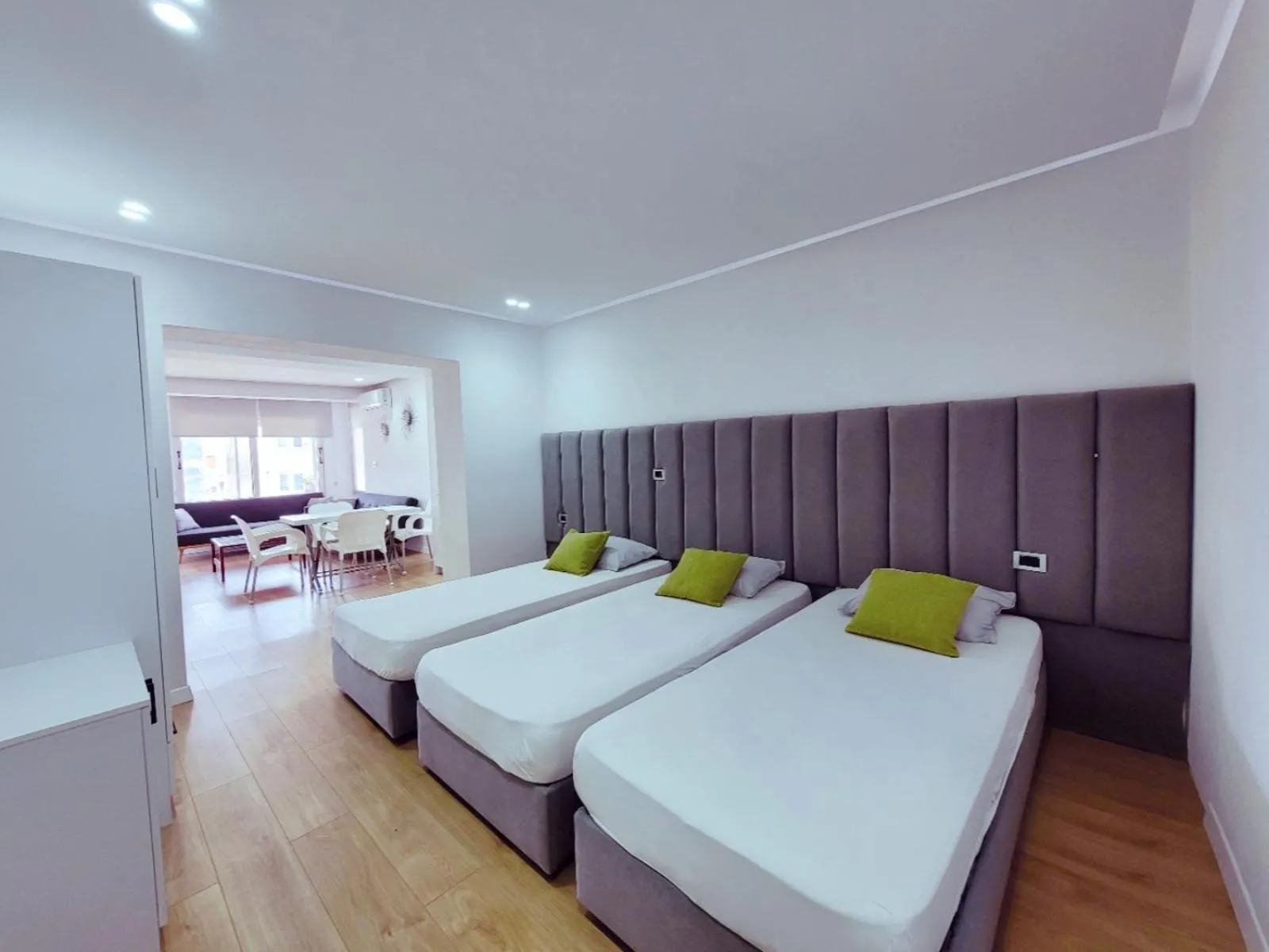 Bed in Loi apartment