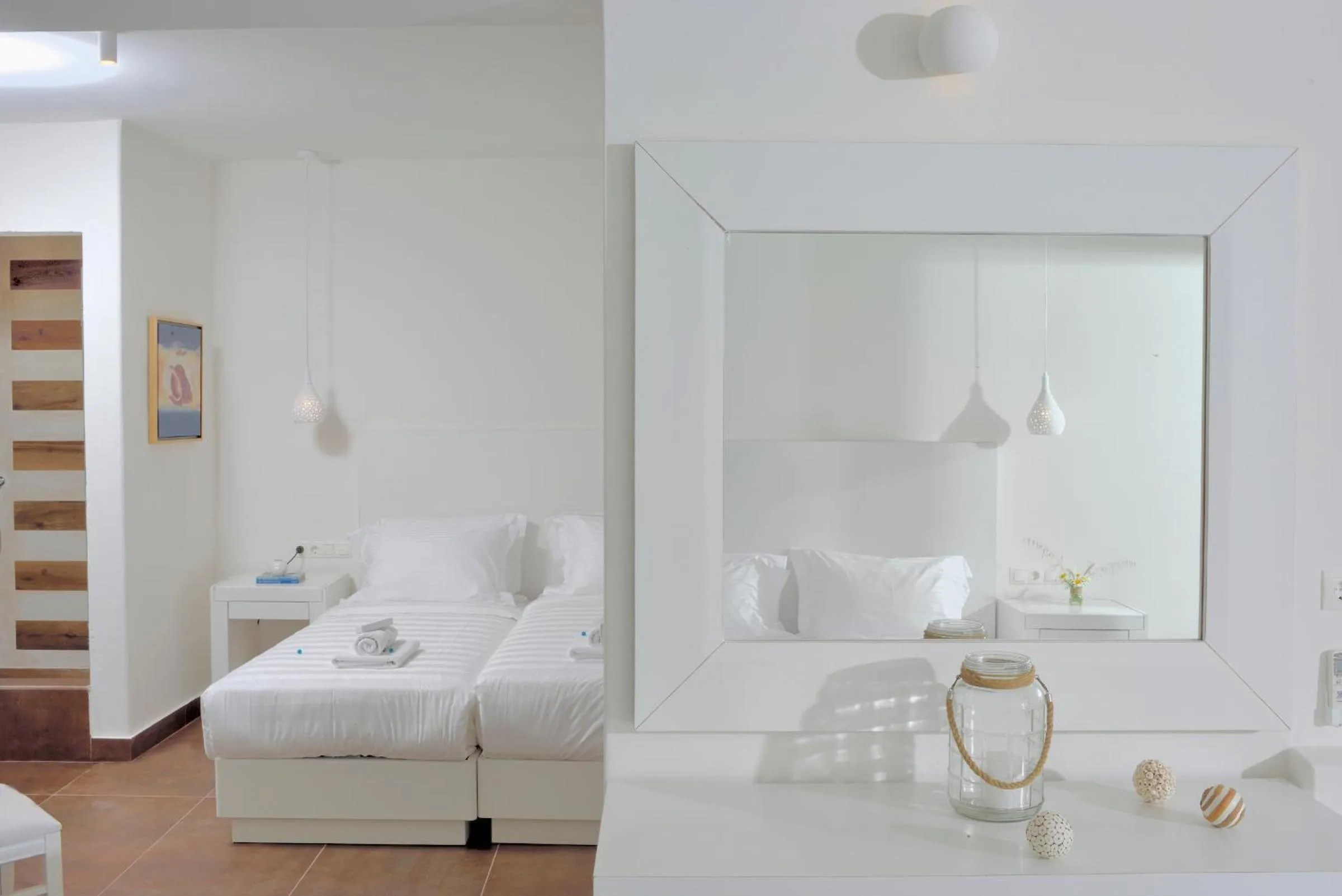 Property building, Bed in Jenny's Summer Houses