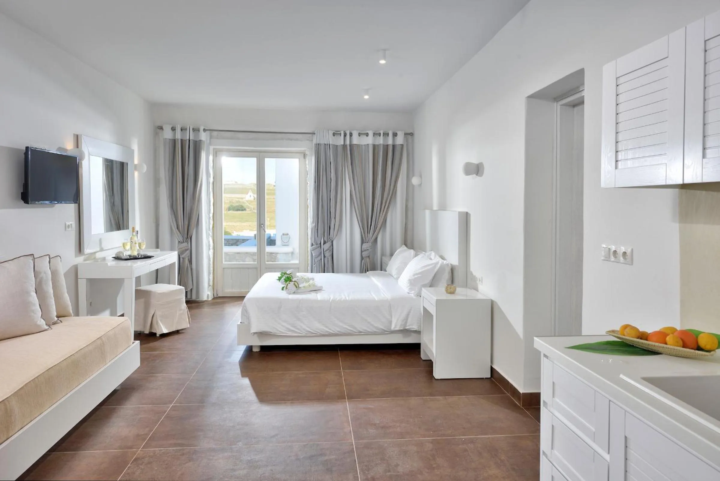 Property building, Bed in Jenny's Summer Houses