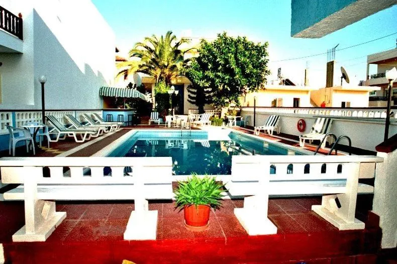 Lounge or bar in Eleni Apartments