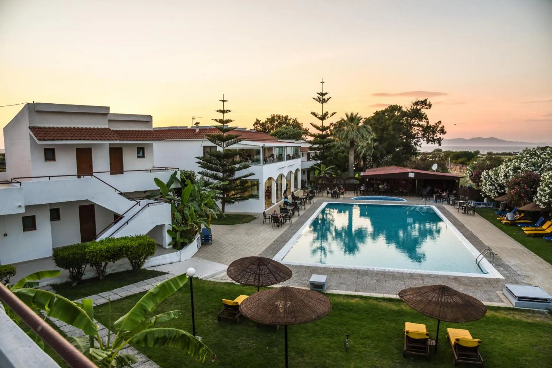 Swimming pool in Vallian Village Hotel