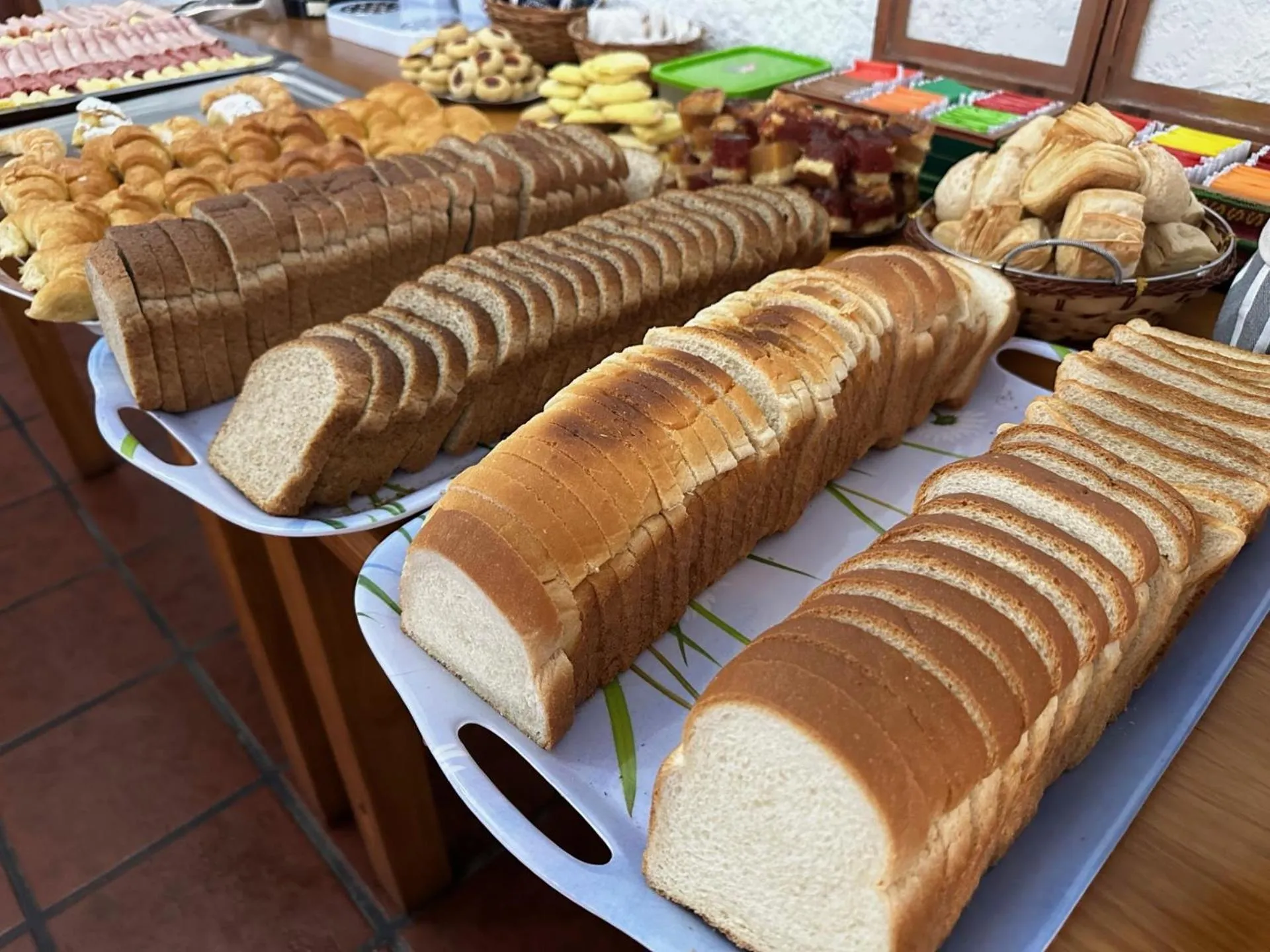 Buffet breakfast in Hotel Colonial