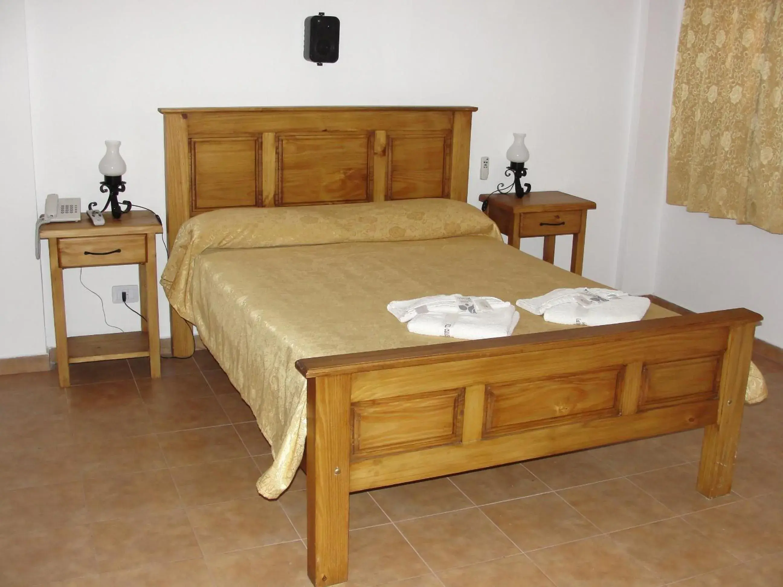 Double or Twin Room in Hotel Colonial Double or Twin Room in Hotel Colonial