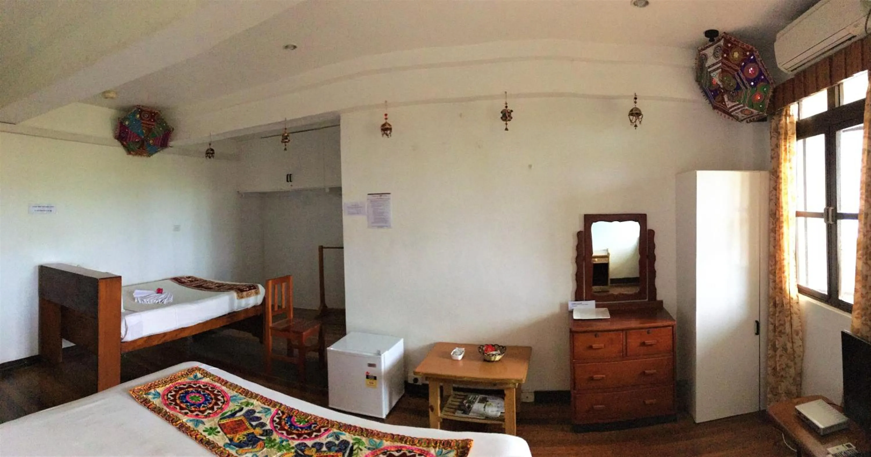 Bed in Tagimoucia House Hotel