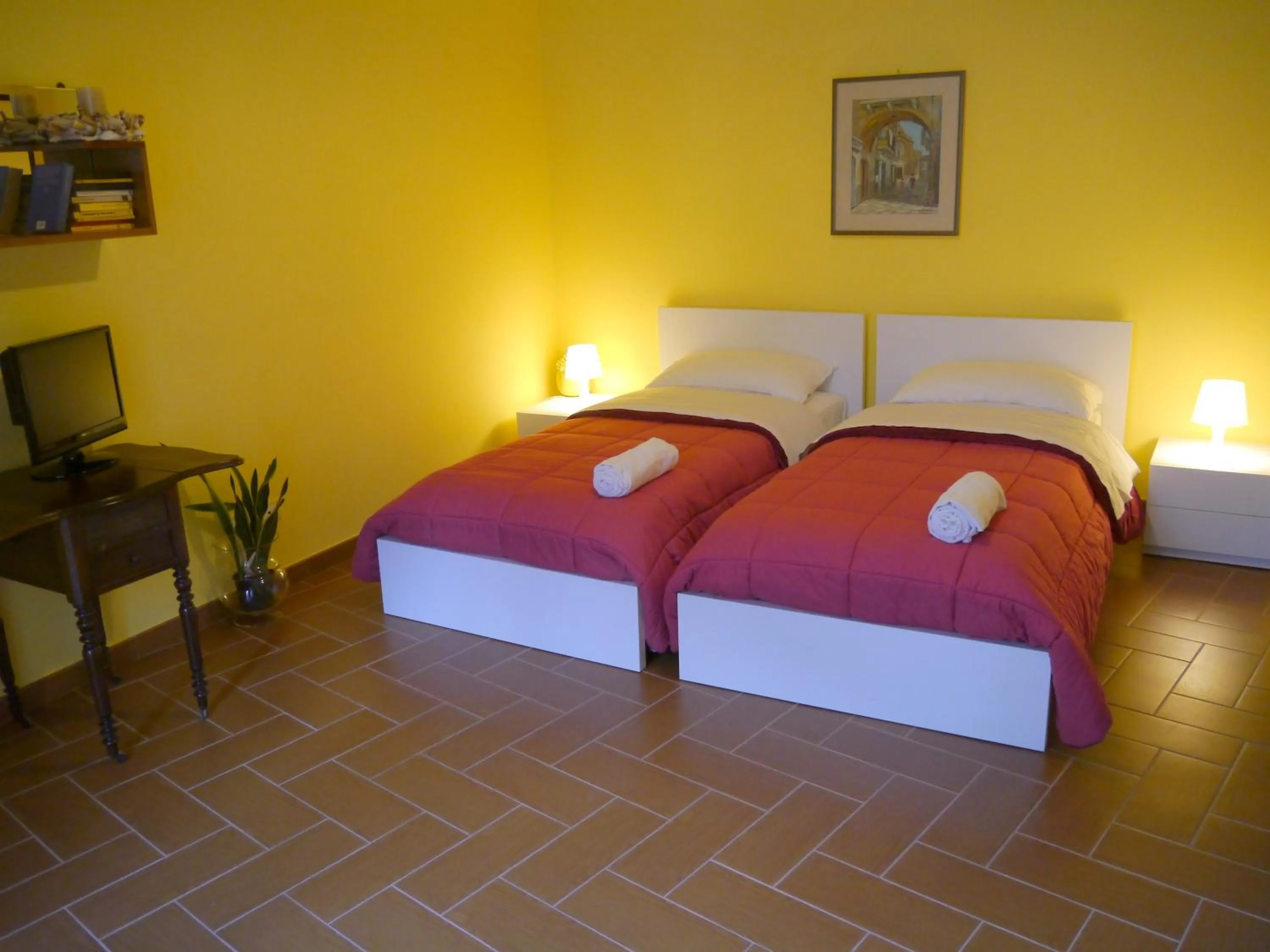 TV and multimedia, Bed in B&B La Muraglia