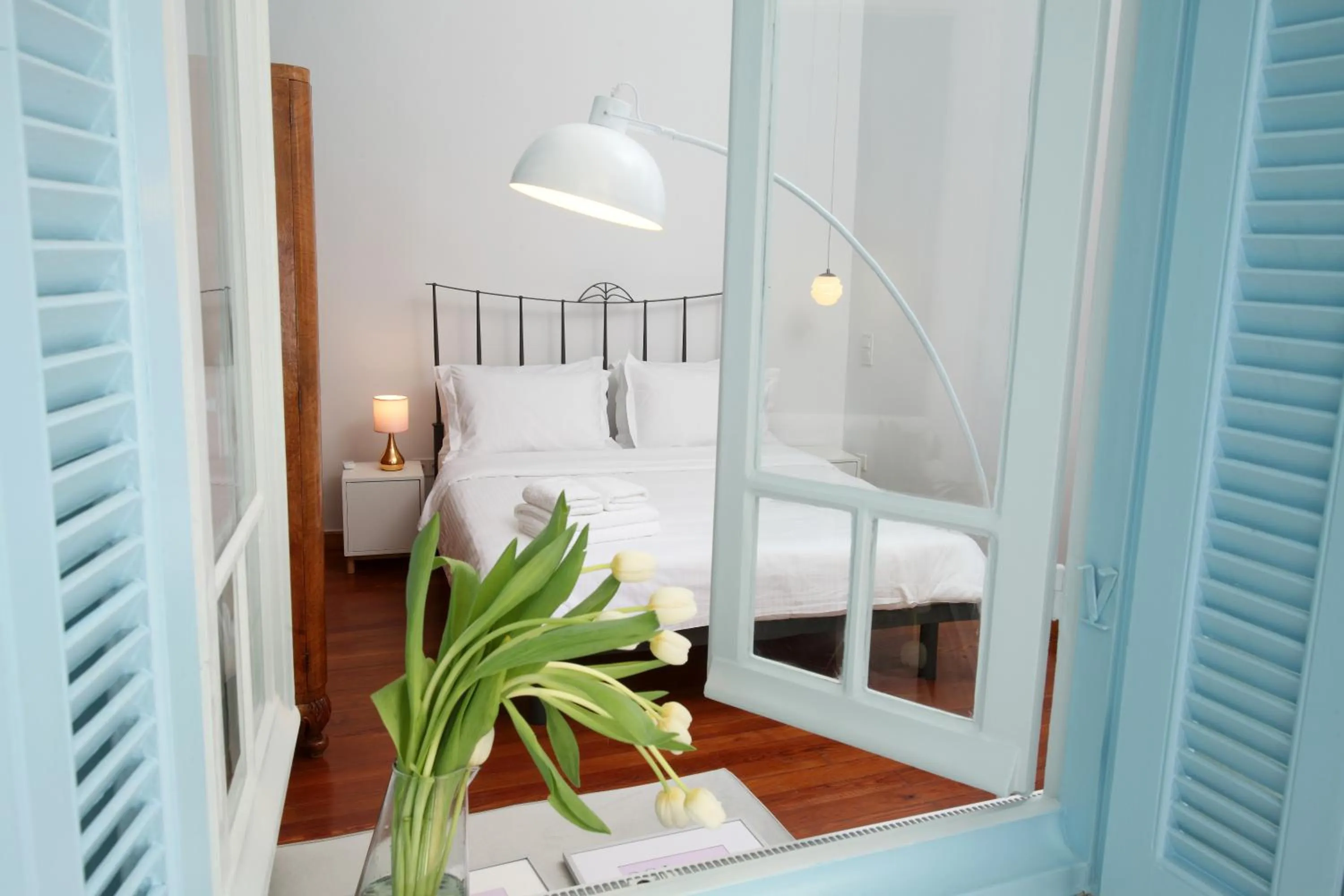 Bedroom, Bed in Live in Athens, THISEIO Historic House