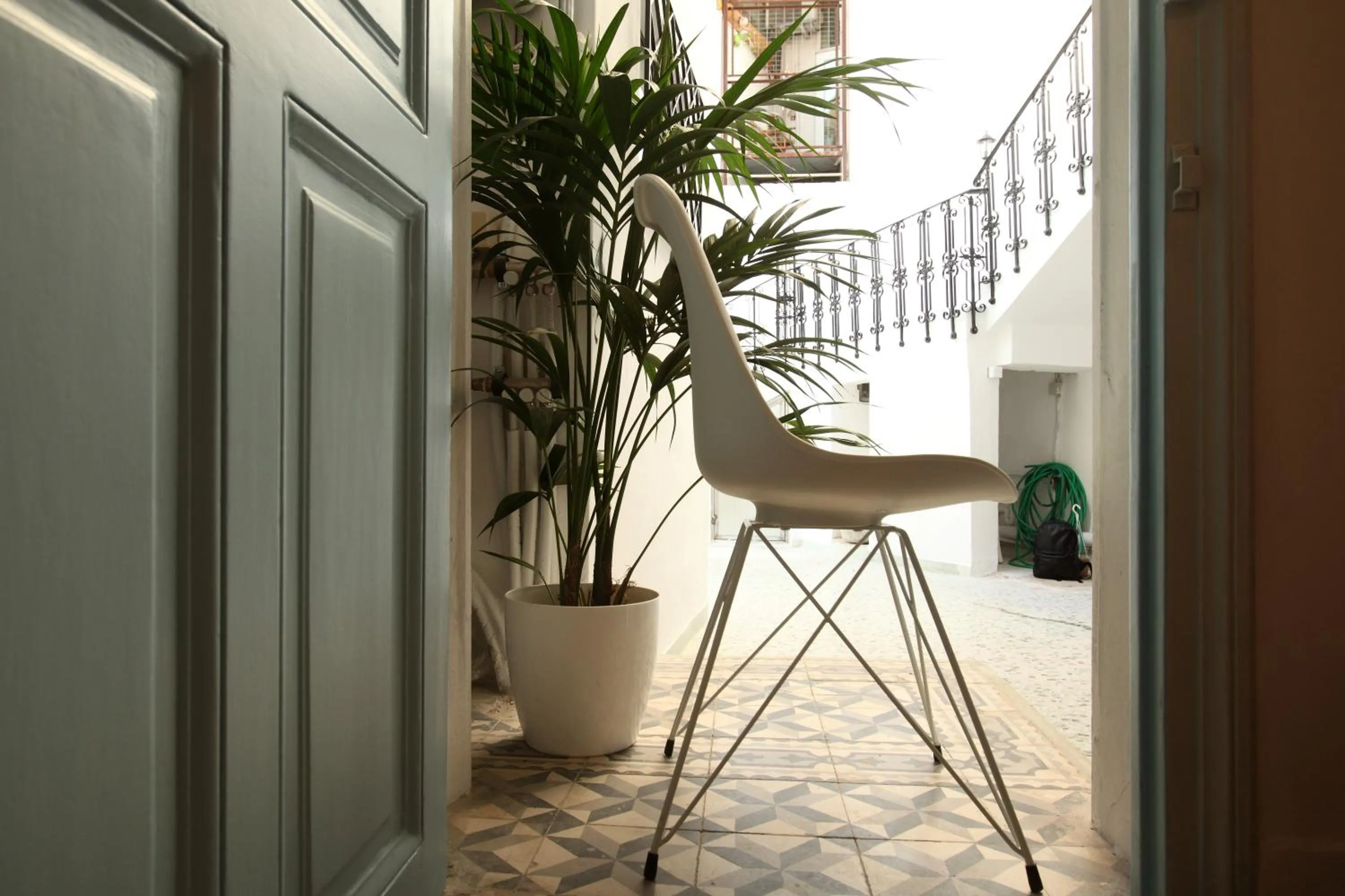 Balcony/Terrace in Live in Athens, THISEIO Historic House