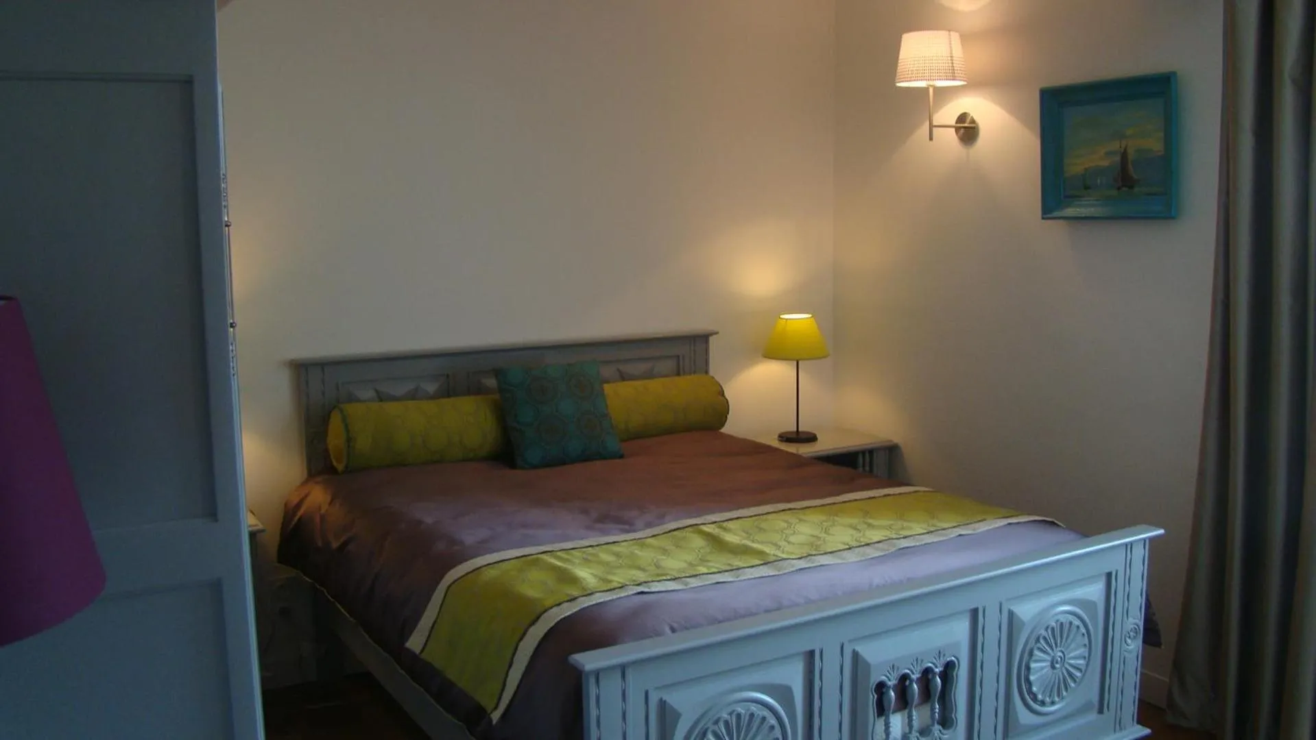Bed in Manoir de la Ville Marie