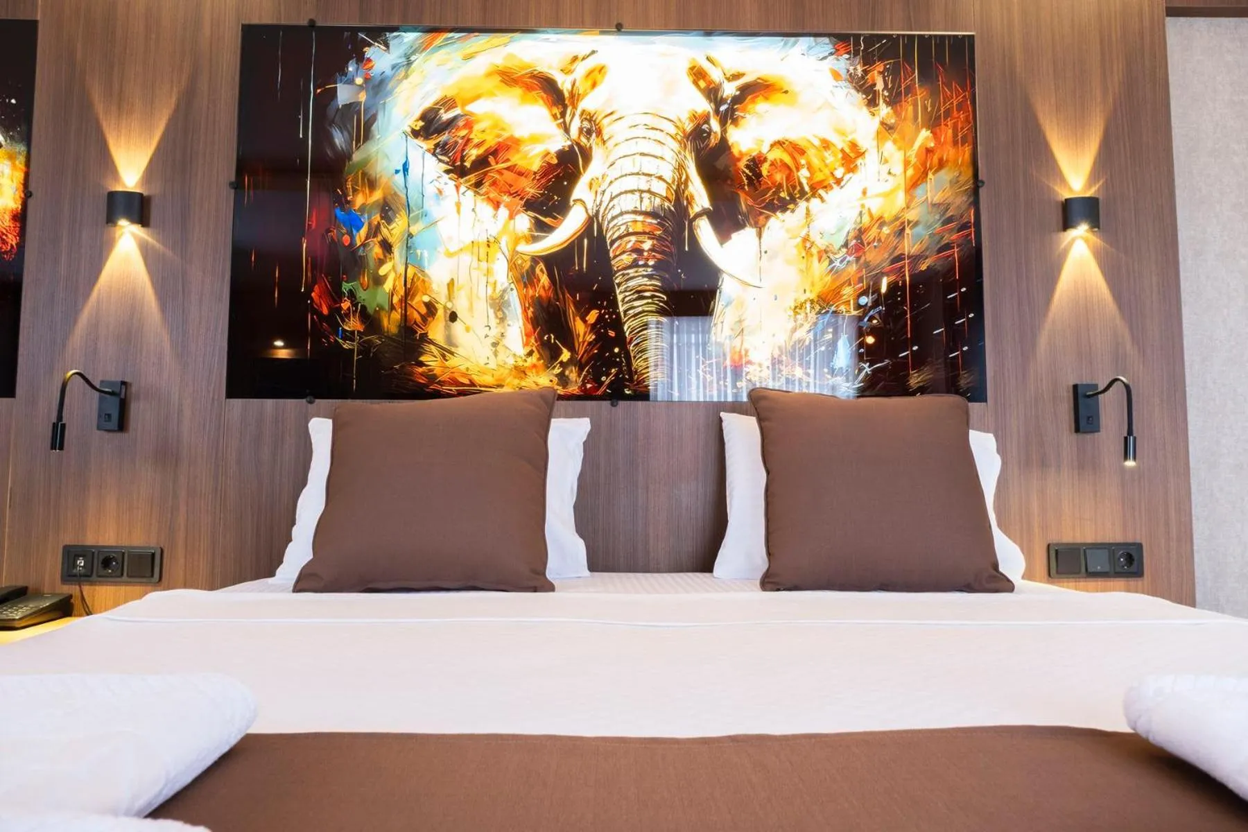 Bed in duqqan deluxe hotel