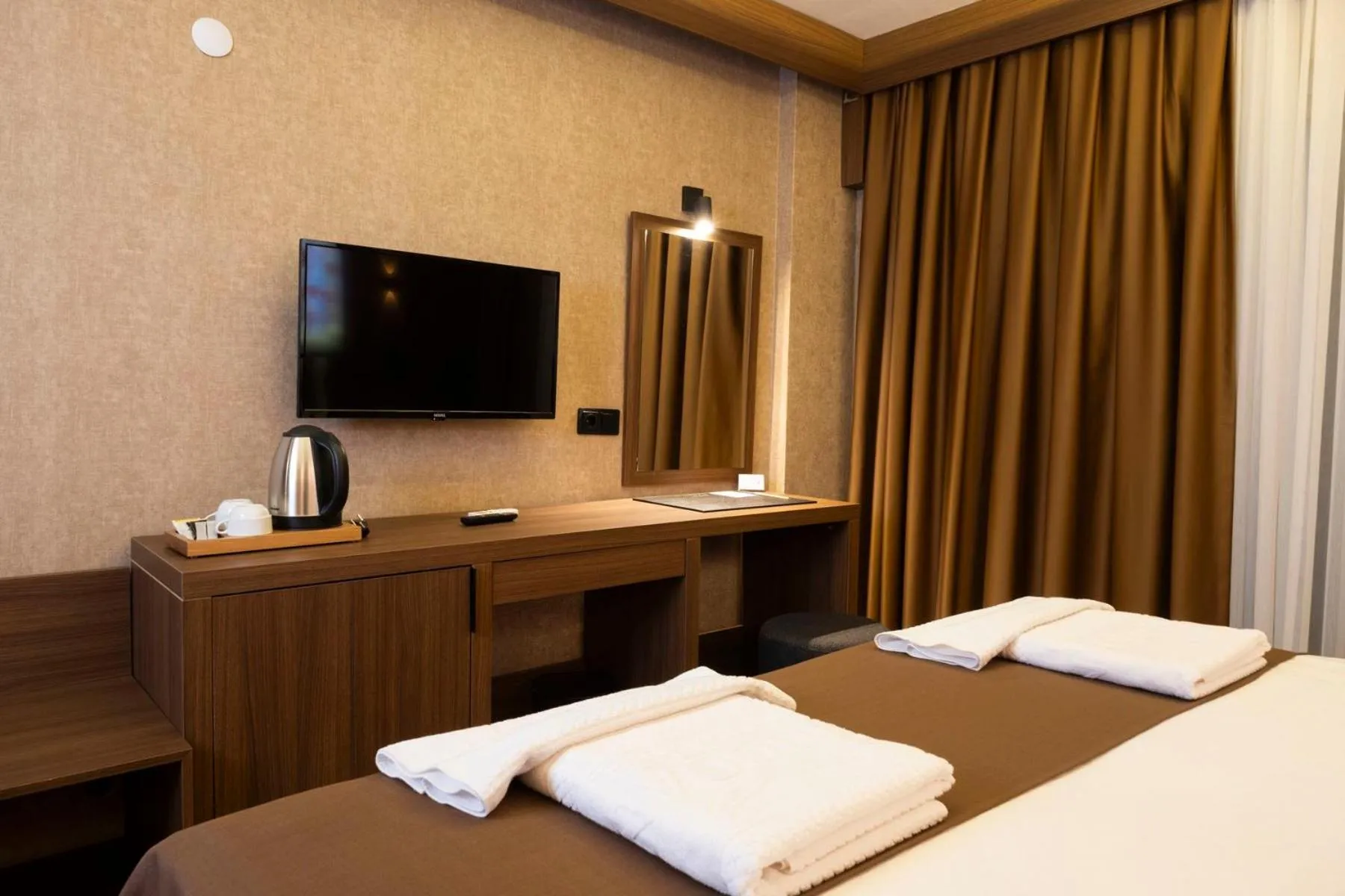 Bed in duqqan deluxe hotel