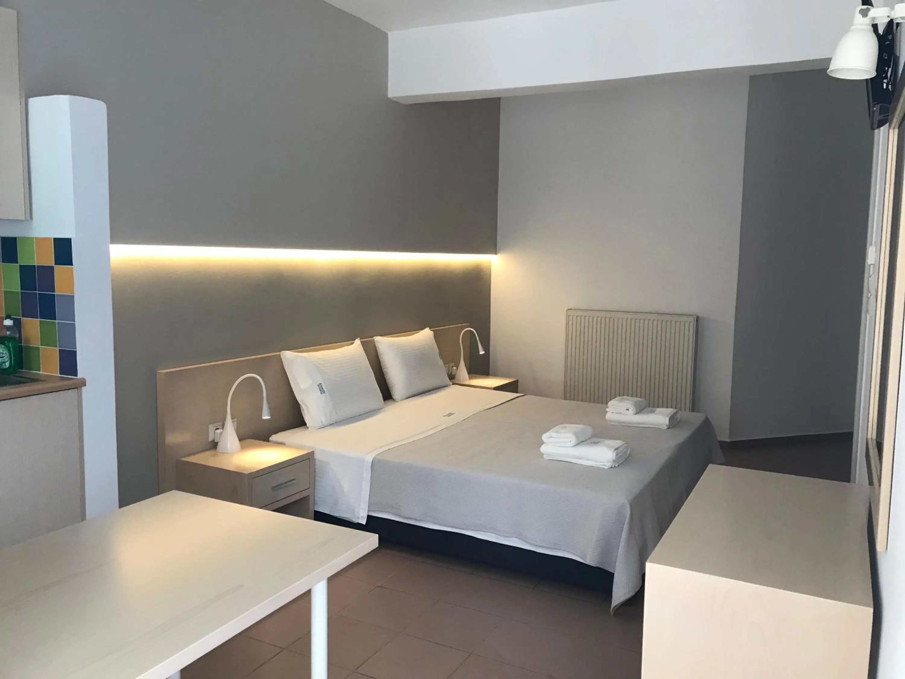 Bed in Kleanthi Studios