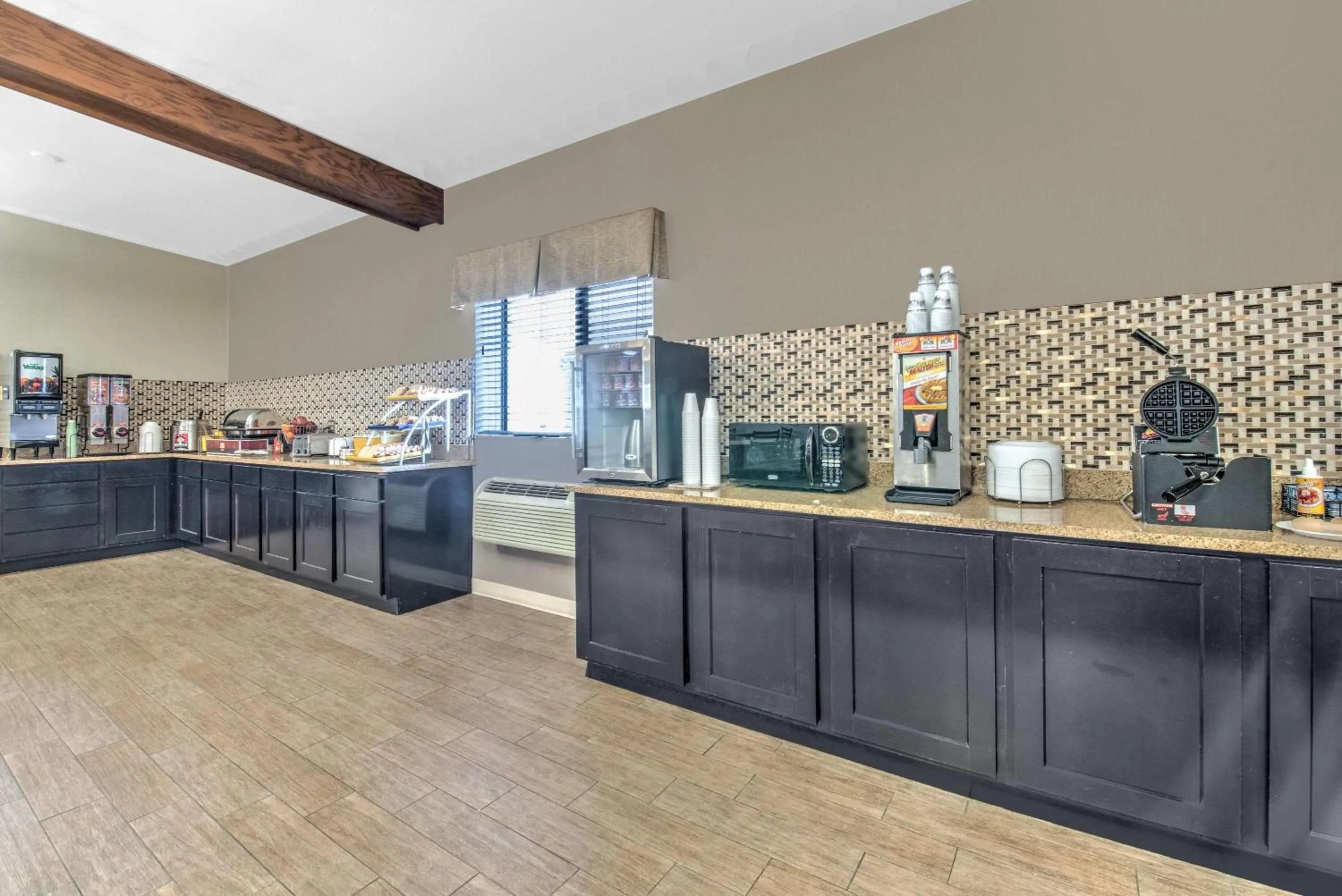 Breakfast in Days Inn by Wyndham Watertown