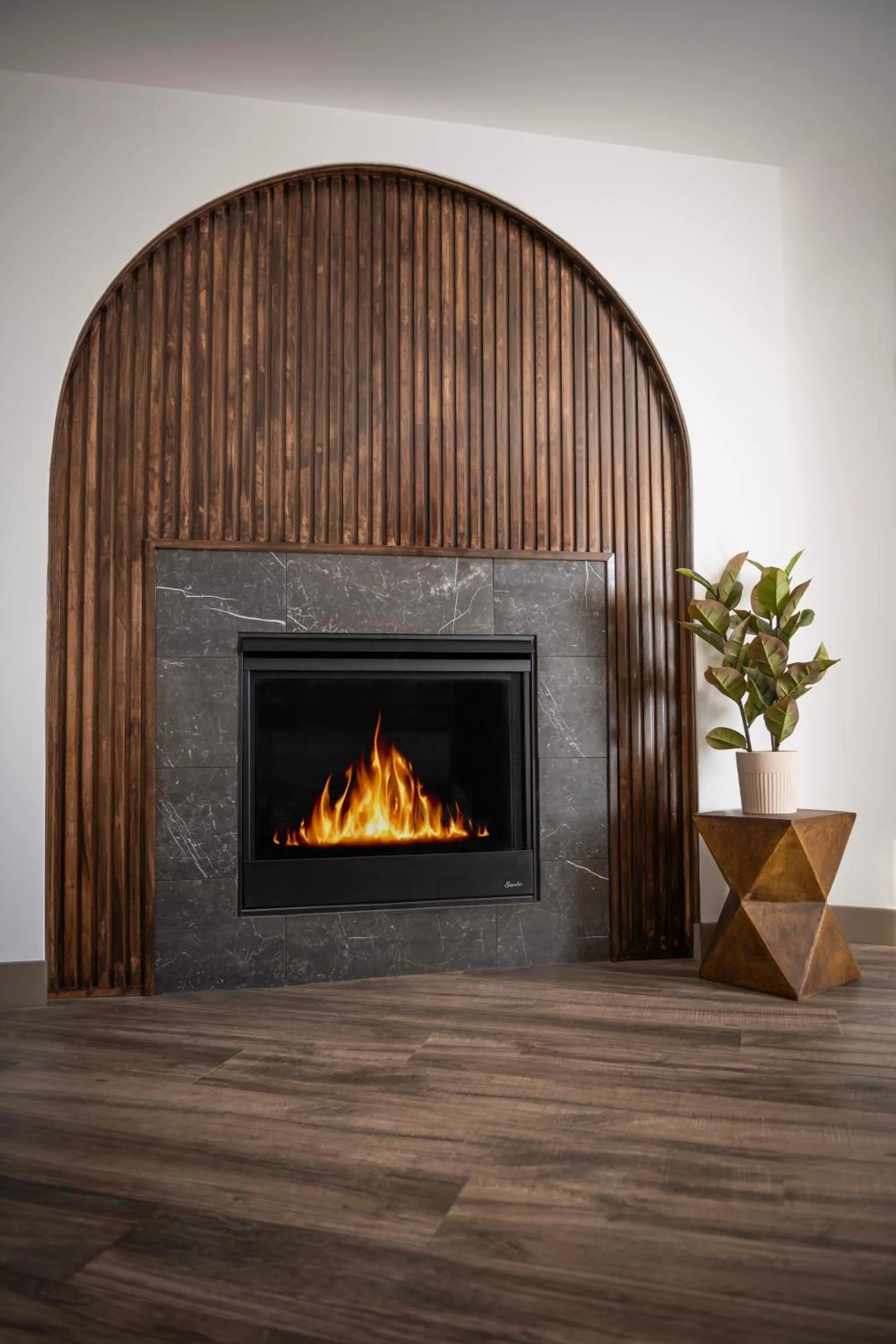 flat iron in Cardiff By The Sea Lodge