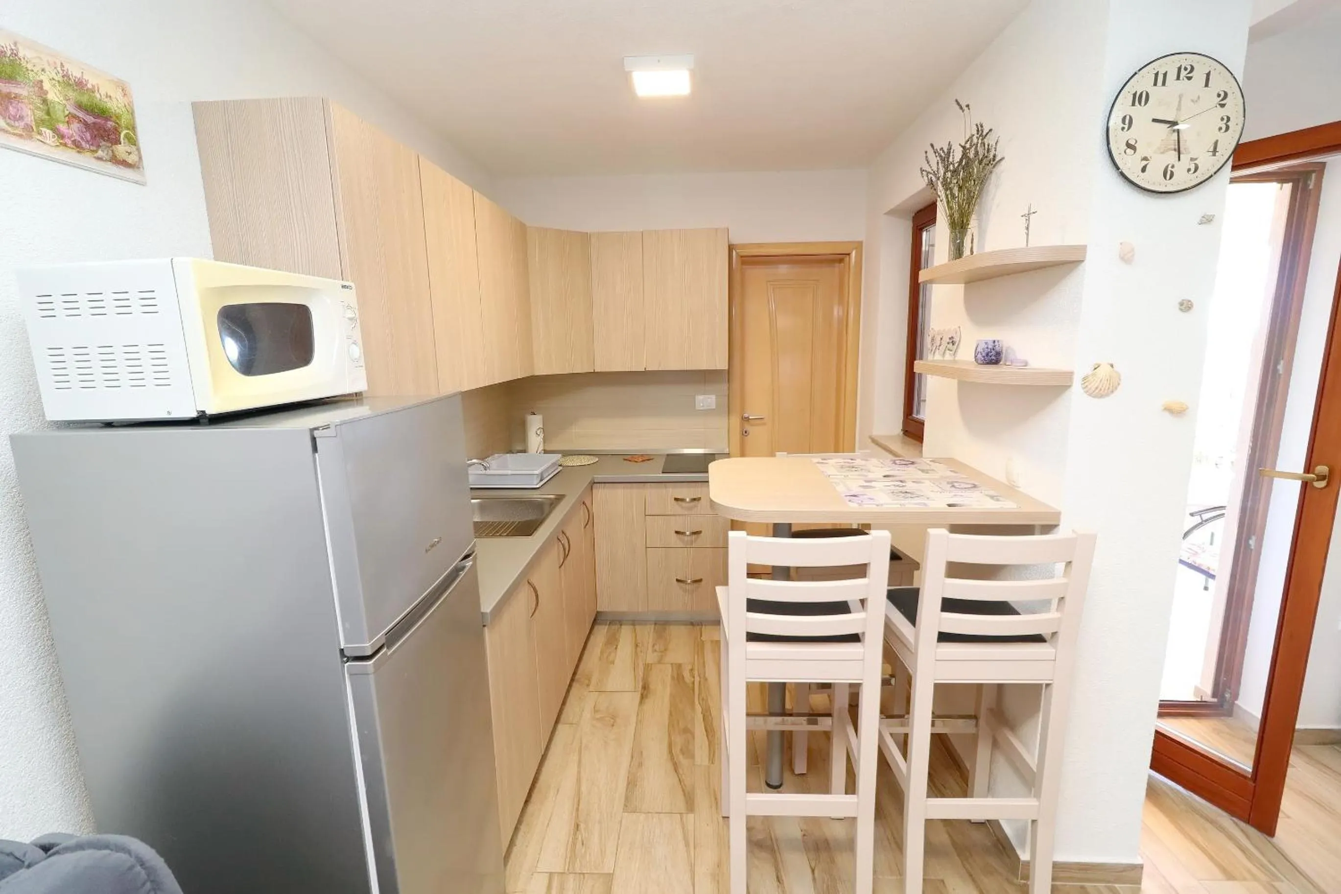 Kitchen or kitchenette in Seaside Apartments Hrkać
