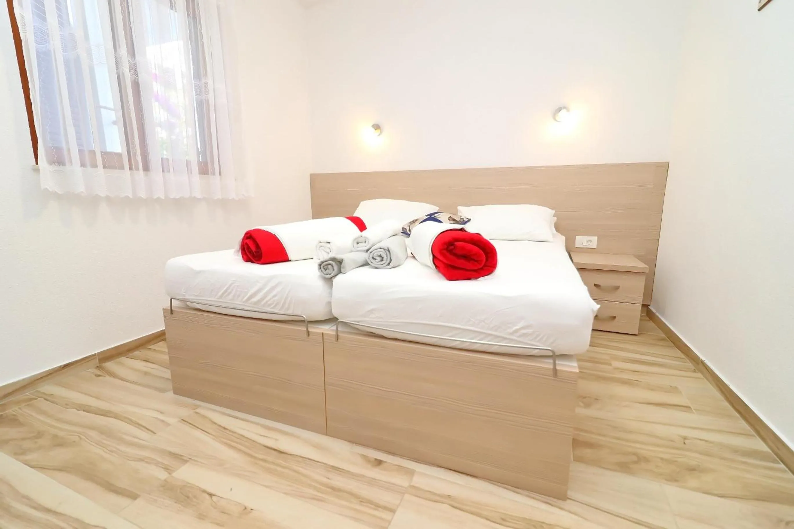 Bedroom, Bed in Seaside Apartments Hrkać