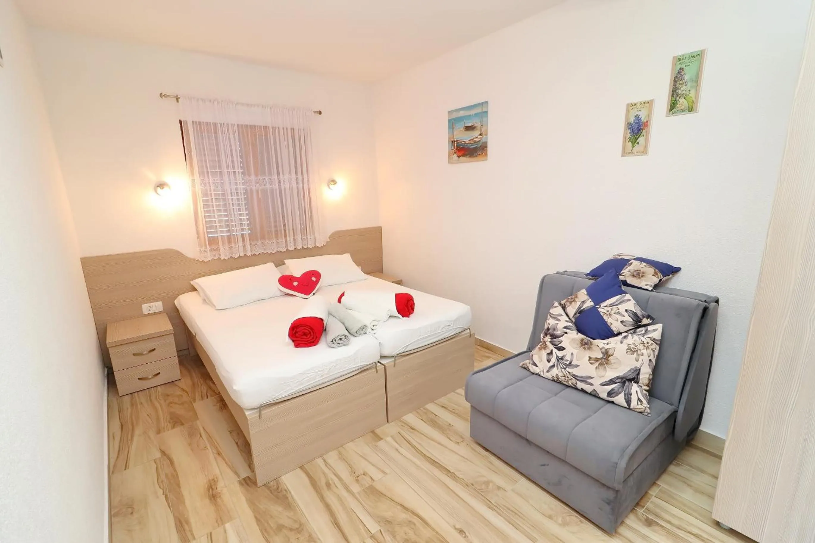 Bedroom, Bed in Seaside Apartments Hrkać