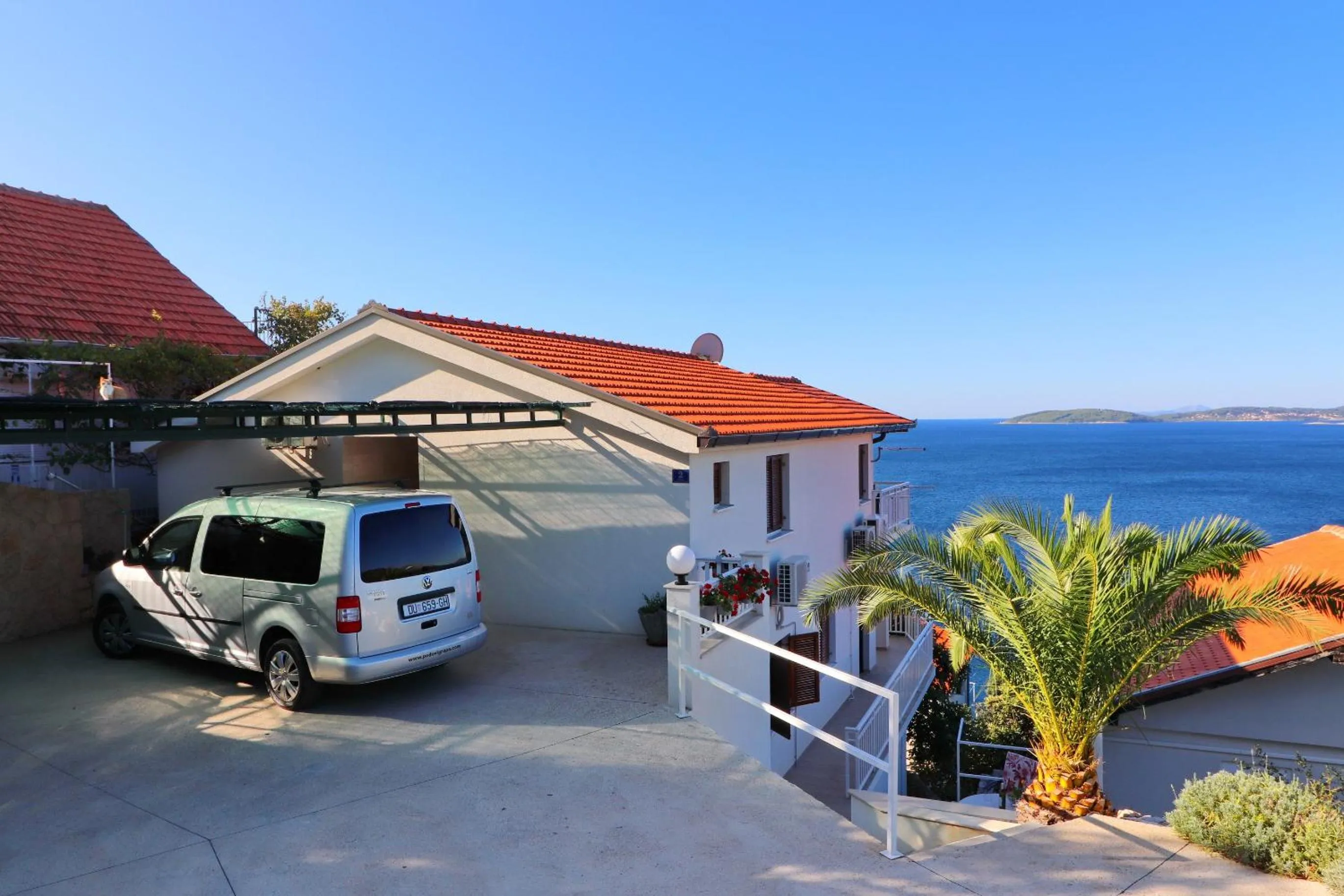 Property building in Seaside Apartments Hrkać