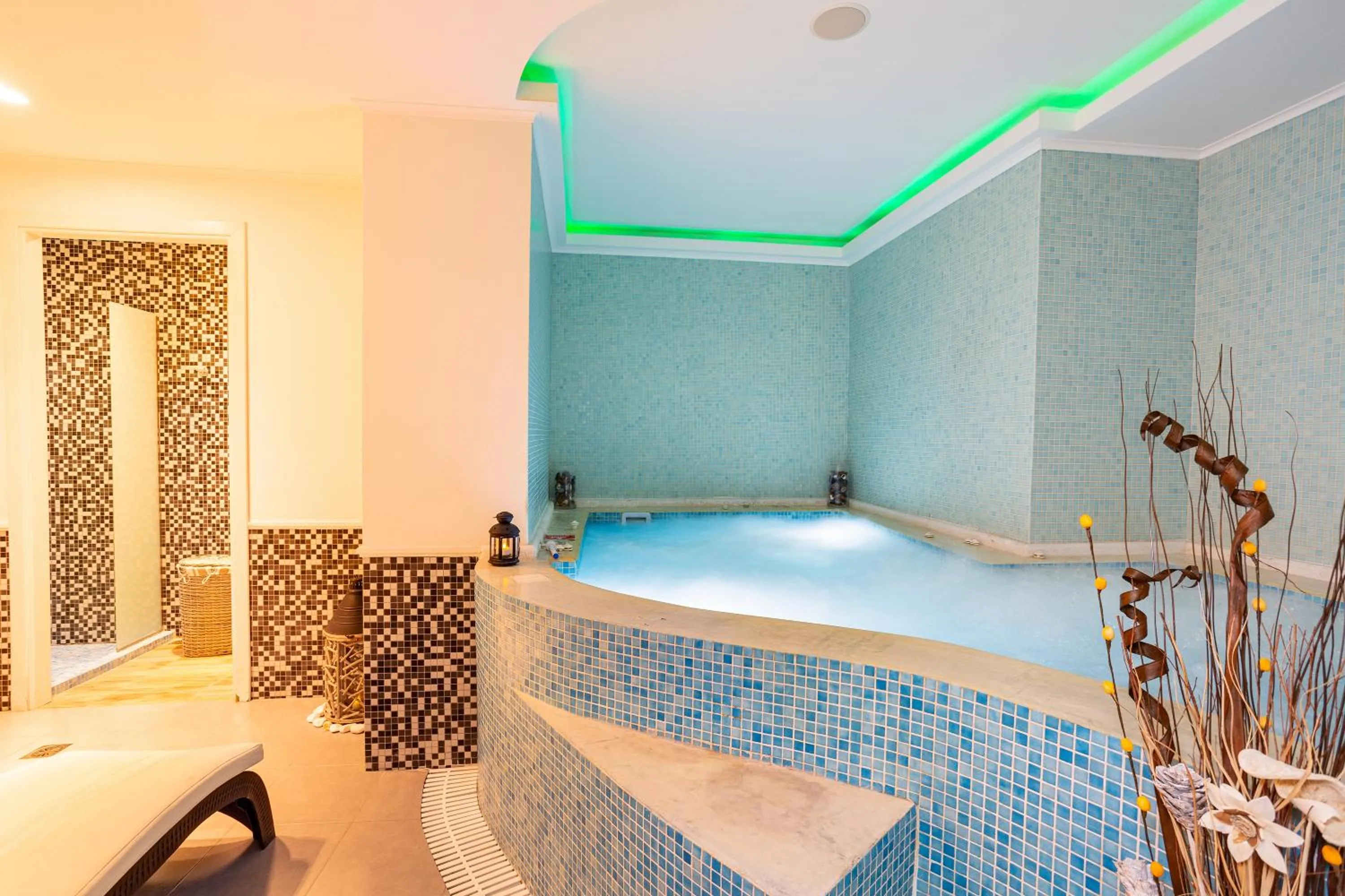Spa and wellness centre/facilities in Rhodos Horizon Blu-Adults Only
