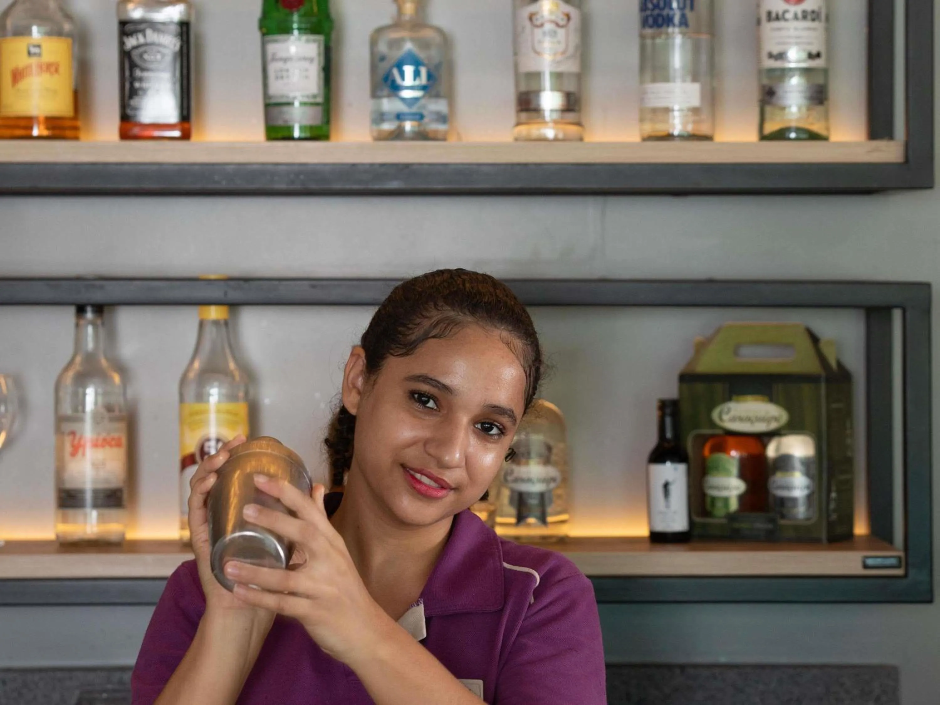 Lounge or bar in Mercure Maceio Pajuçara