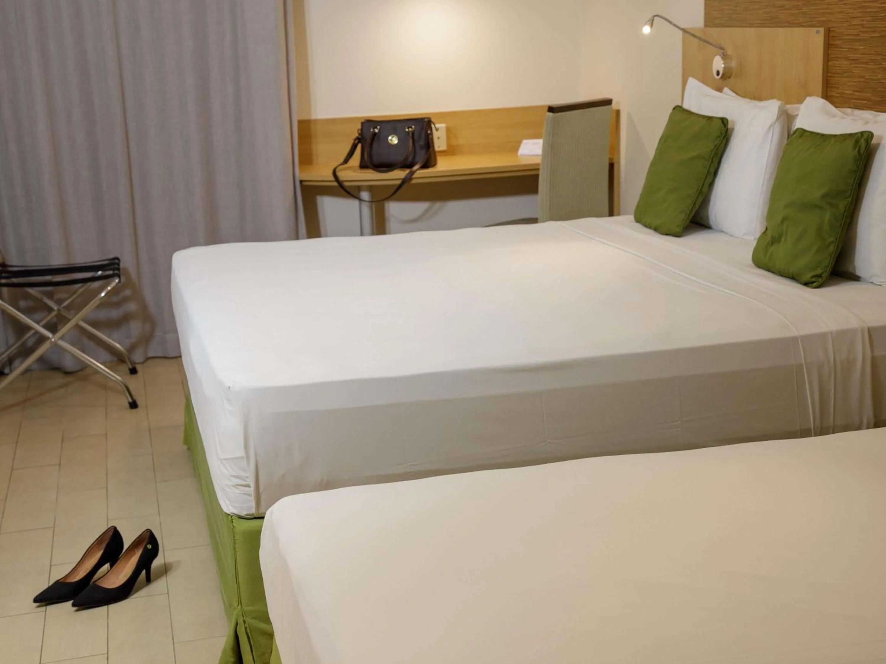 Bedroom, Bed in Mercure Maceio Pajuçara