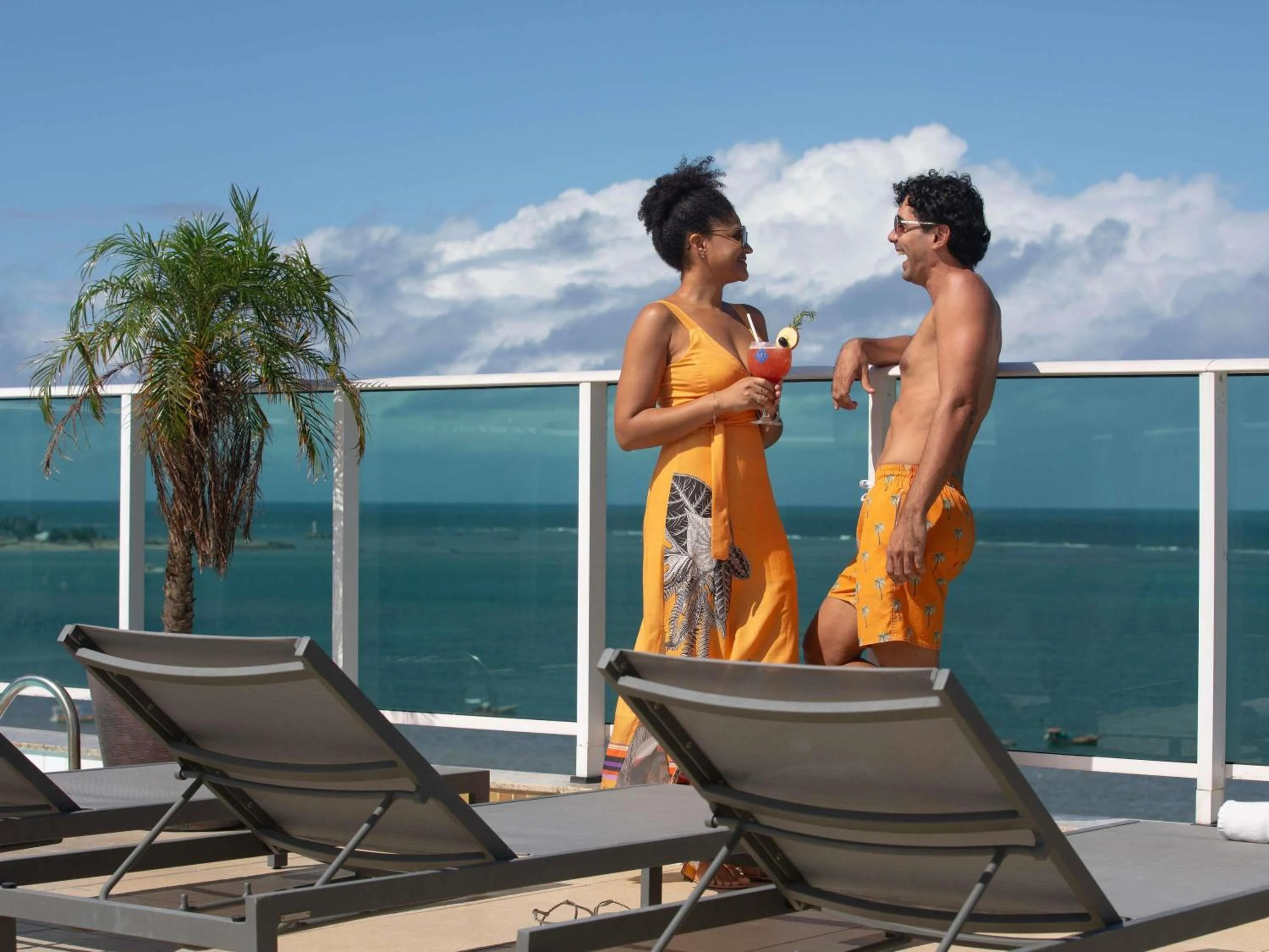 Pool view in Mercure Maceio Pajuçara