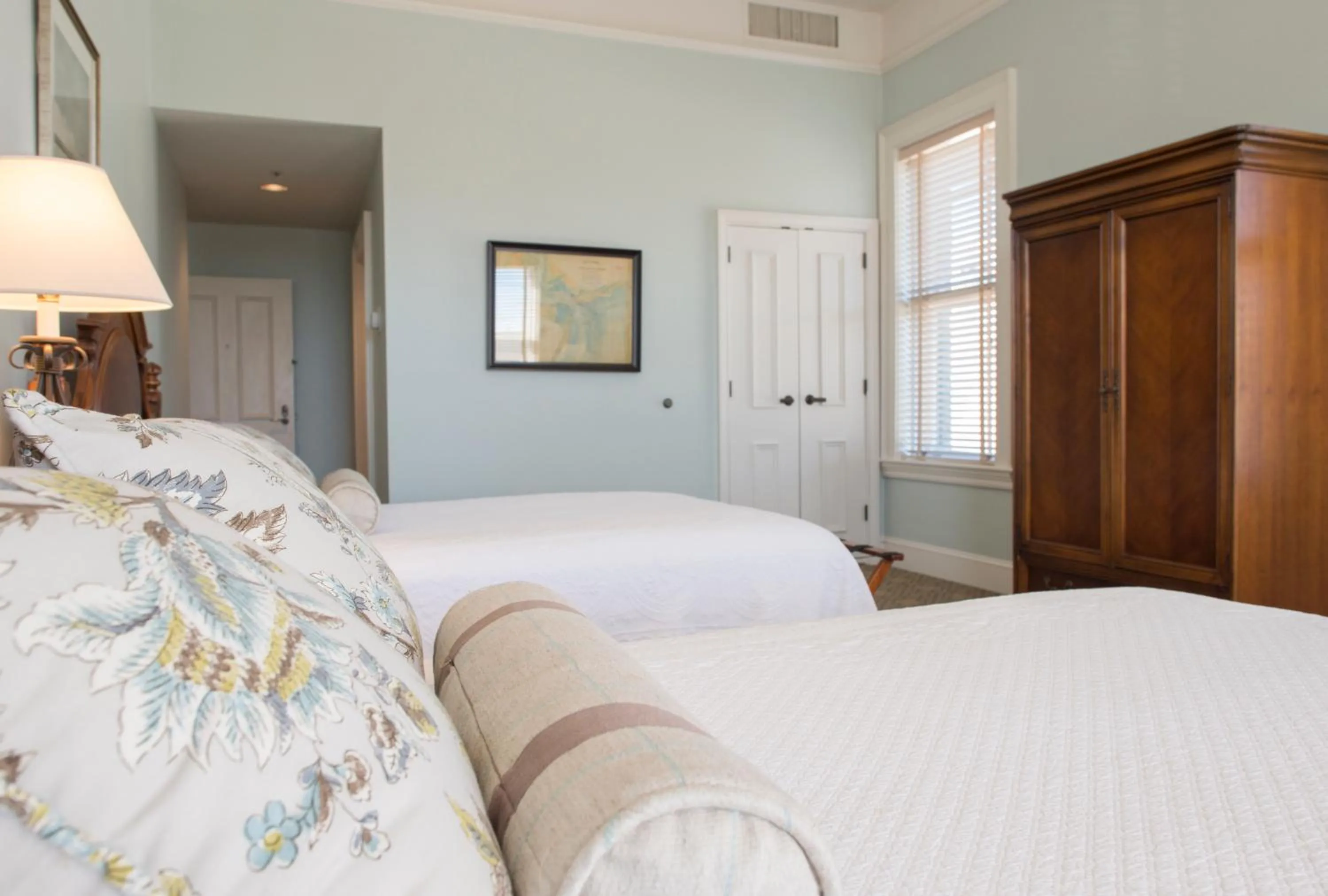 Decorative detail, Bed in Fulton Lane Inn