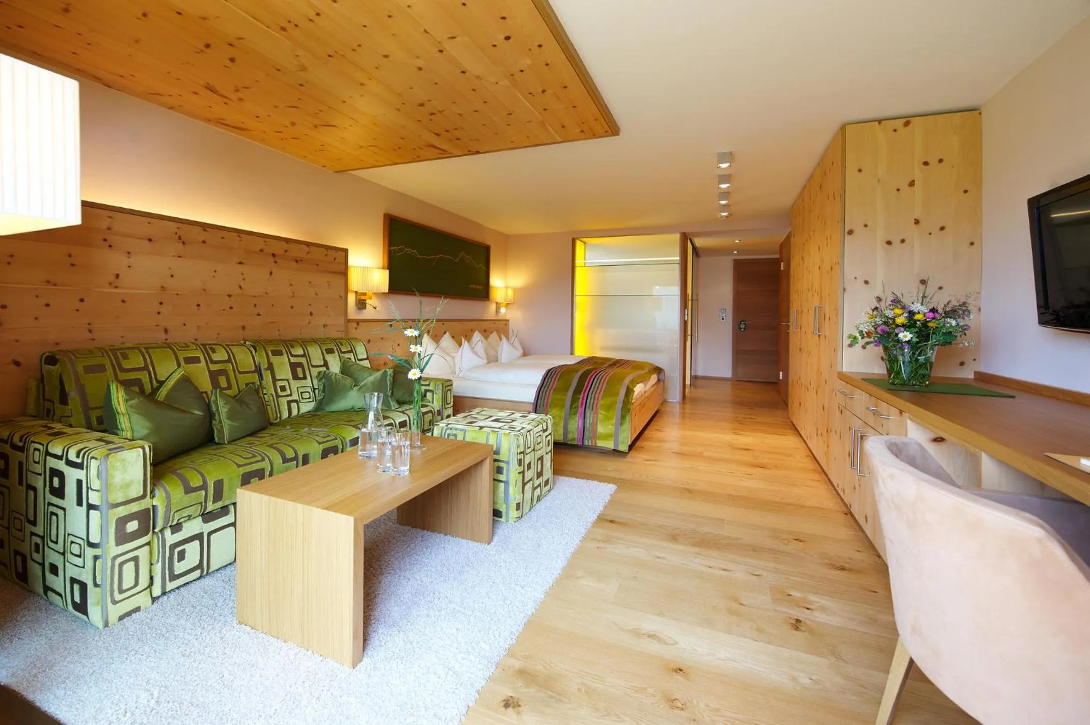 Photo of the whole room in Hotel Mohnenfluh