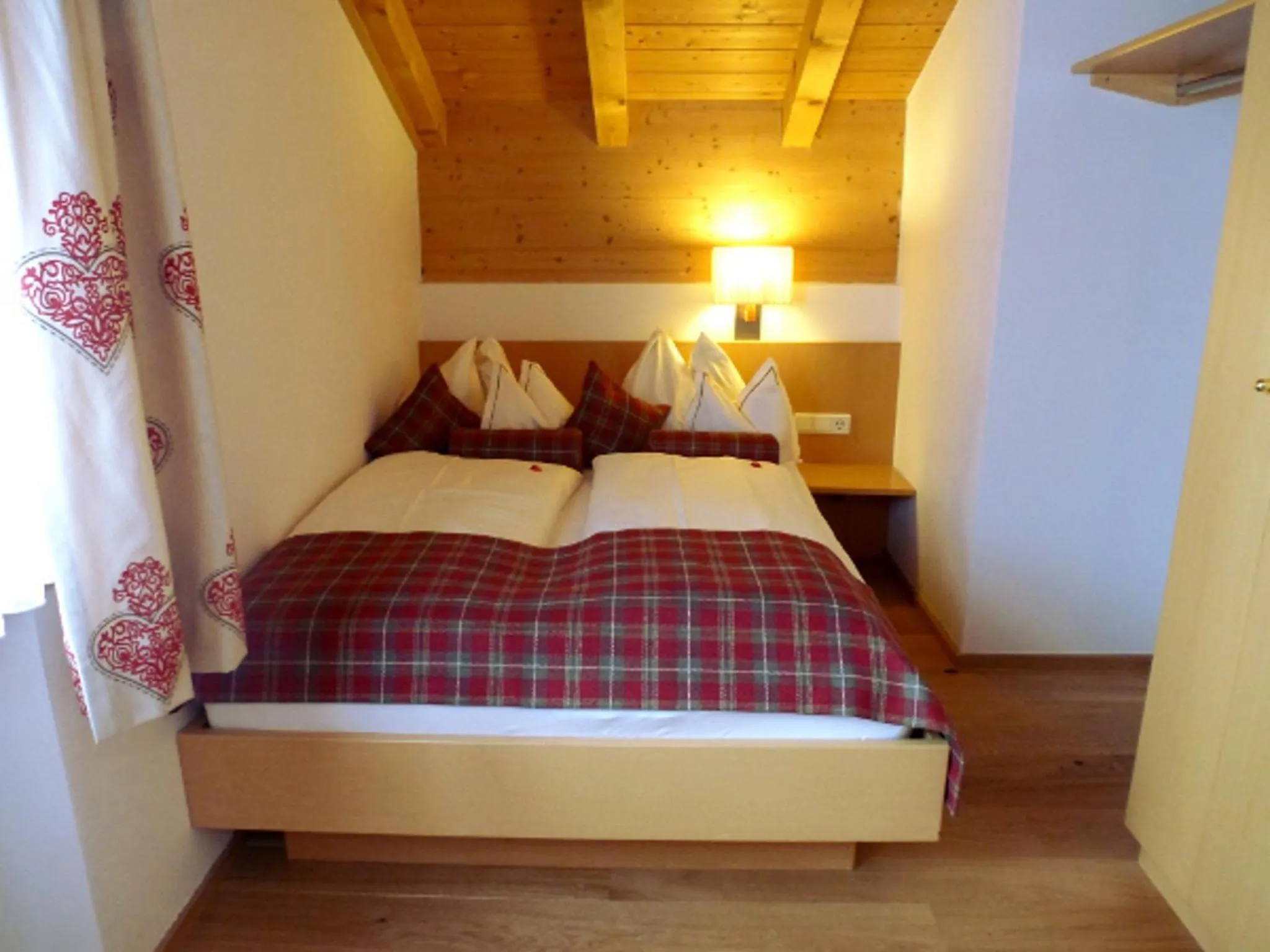 Bed in Hotel Mohnenfluh