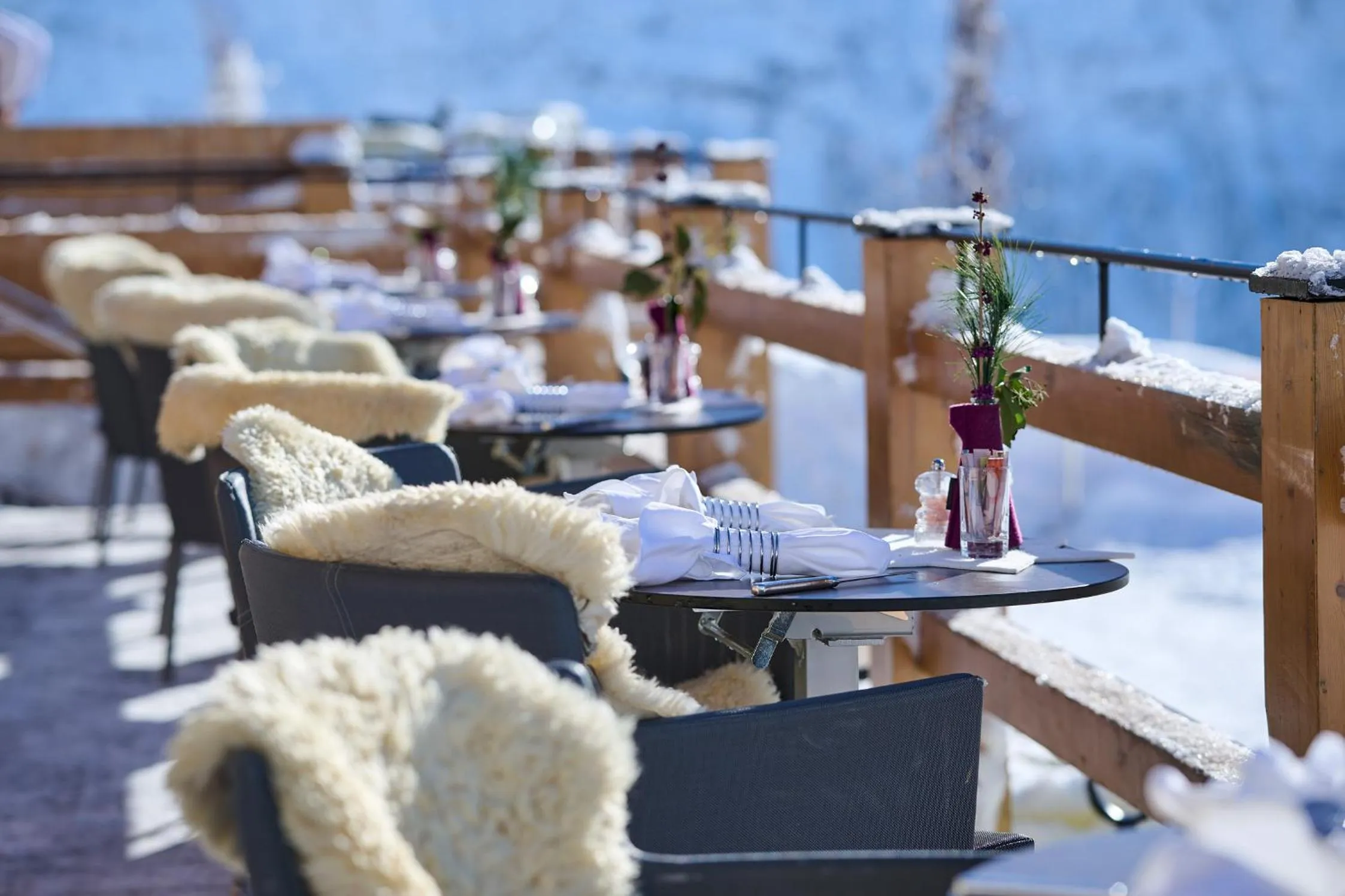 Restaurant/places to eat in Hotel Mohnenfluh