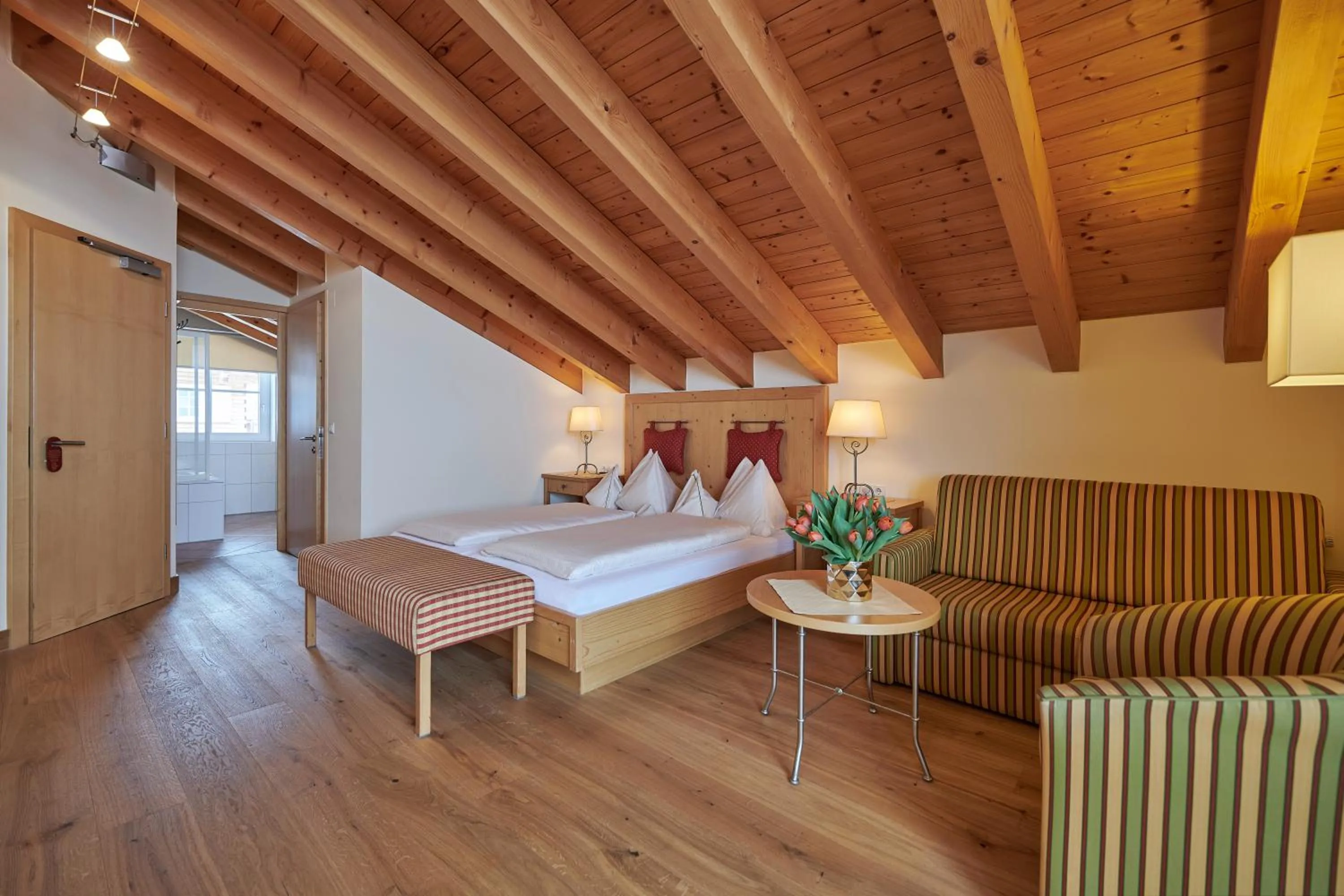 Photo of the whole room, Bed in Hotel Mohnenfluh