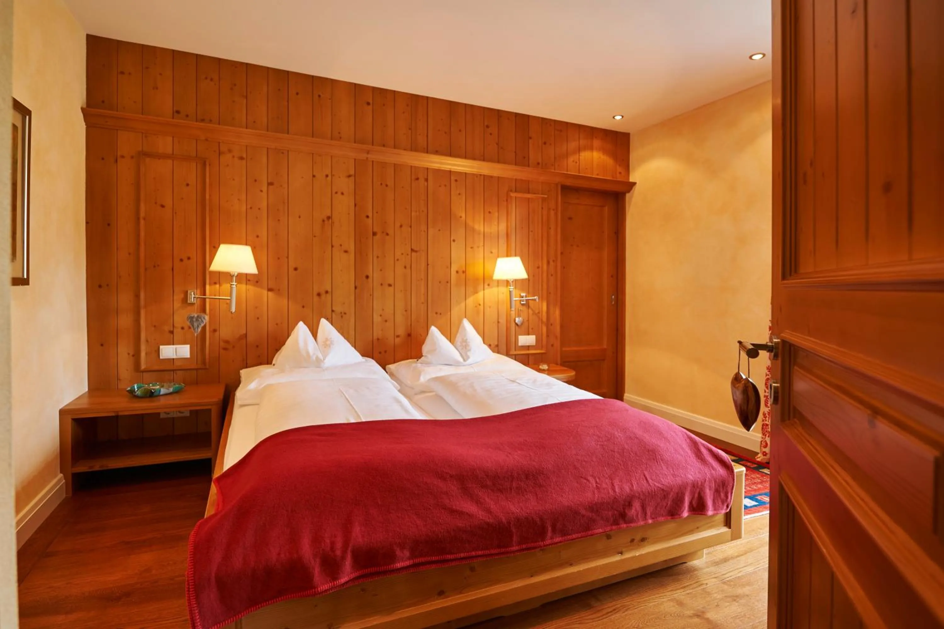 Bedroom, Bed in Hotel Mohnenfluh