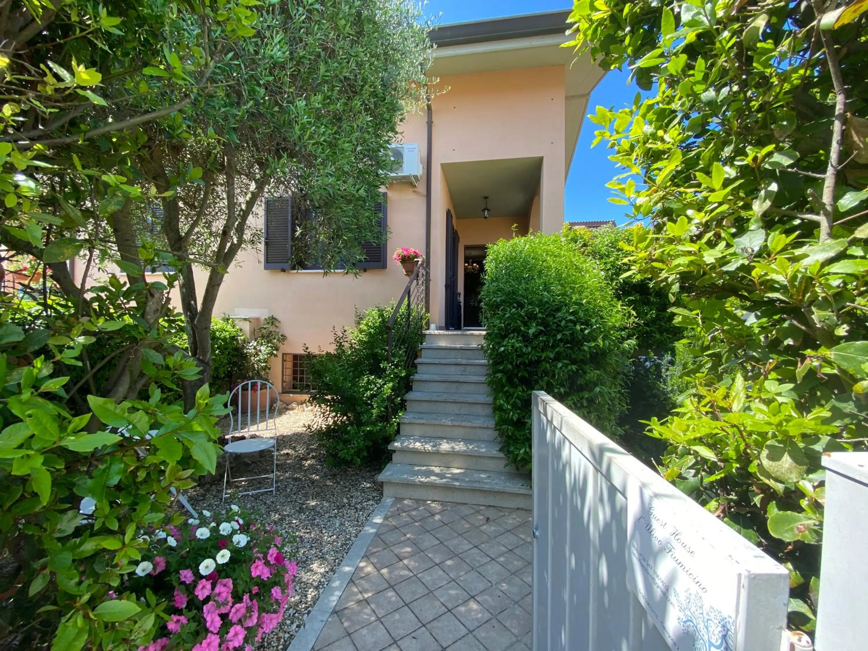 Property building in B&B L'Ulivo Fiumicino