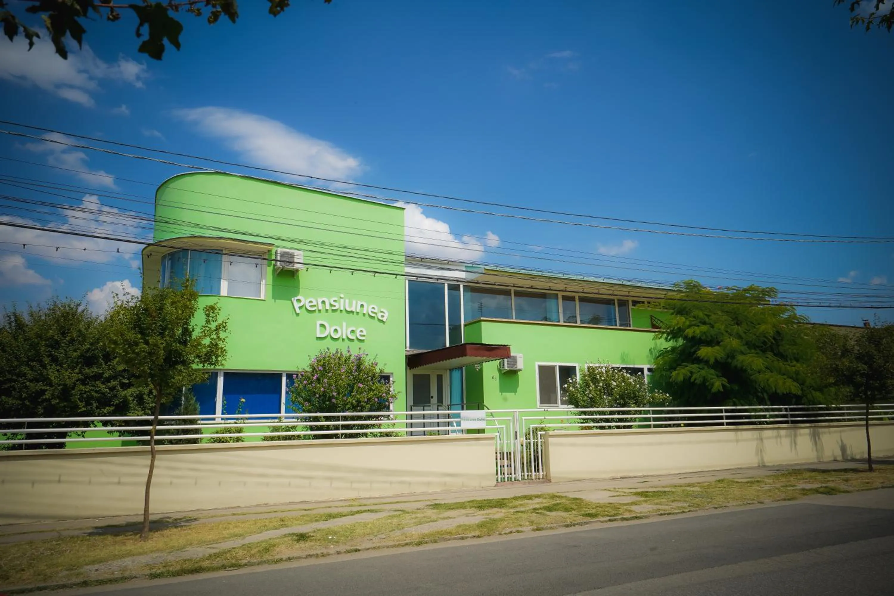 Property building in Pensiunea Dolce