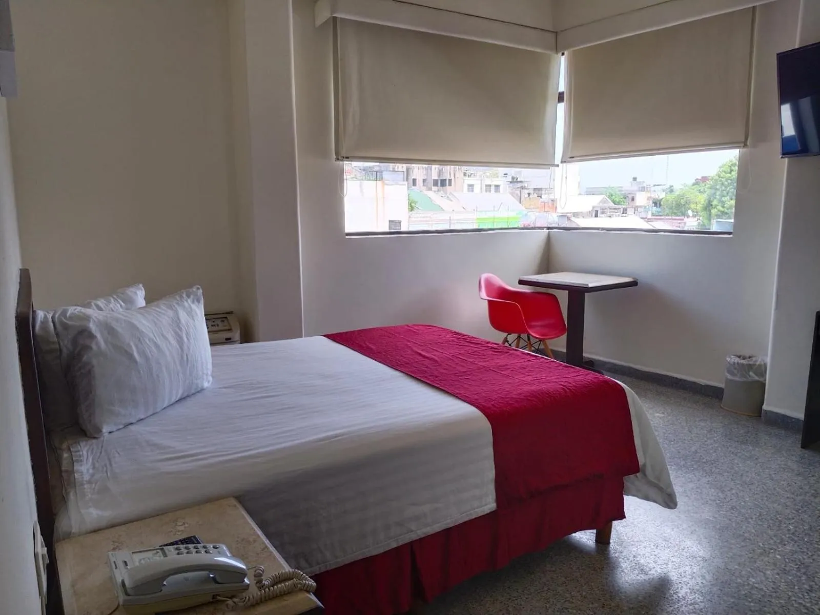 Bed in Hotel Urban Express